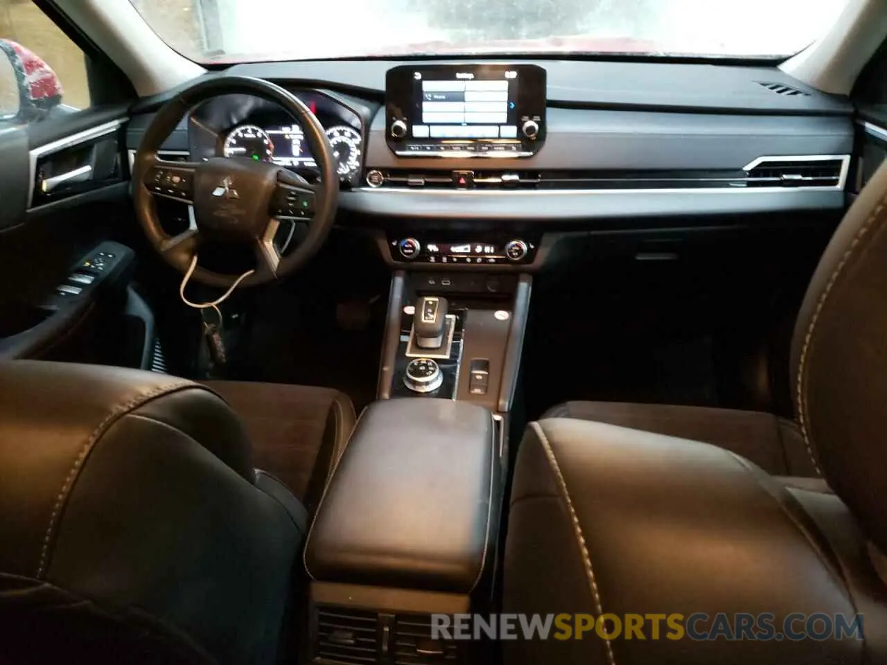 8 fotografías del automóvil dañado JA4J3VA87RZ060213 MITSUBISHI OUTLANDER 2024