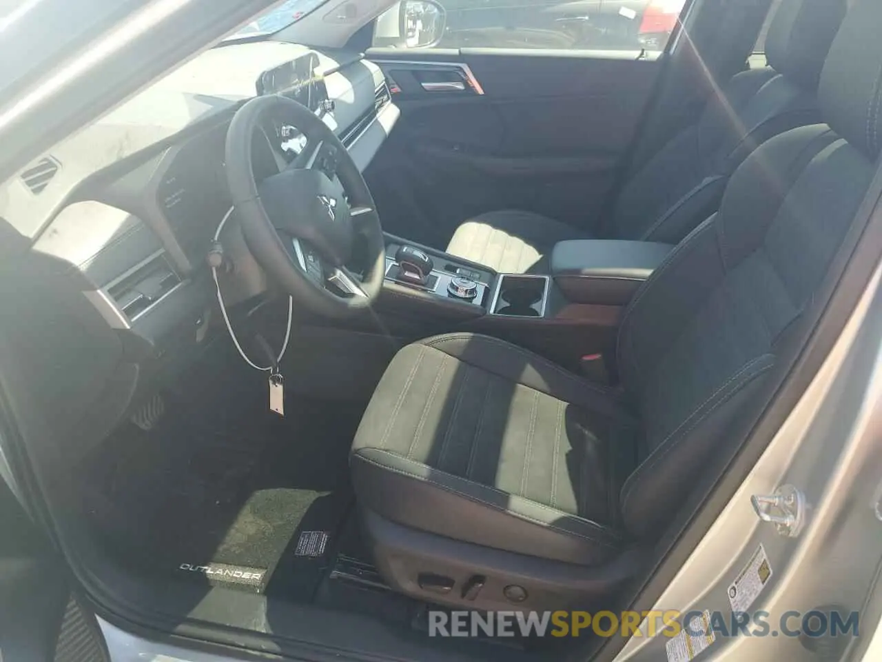 7 fotografías del automóvil dañado JA4J3VA87RZ071647 MITSUBISHI OUTLANDER 2024