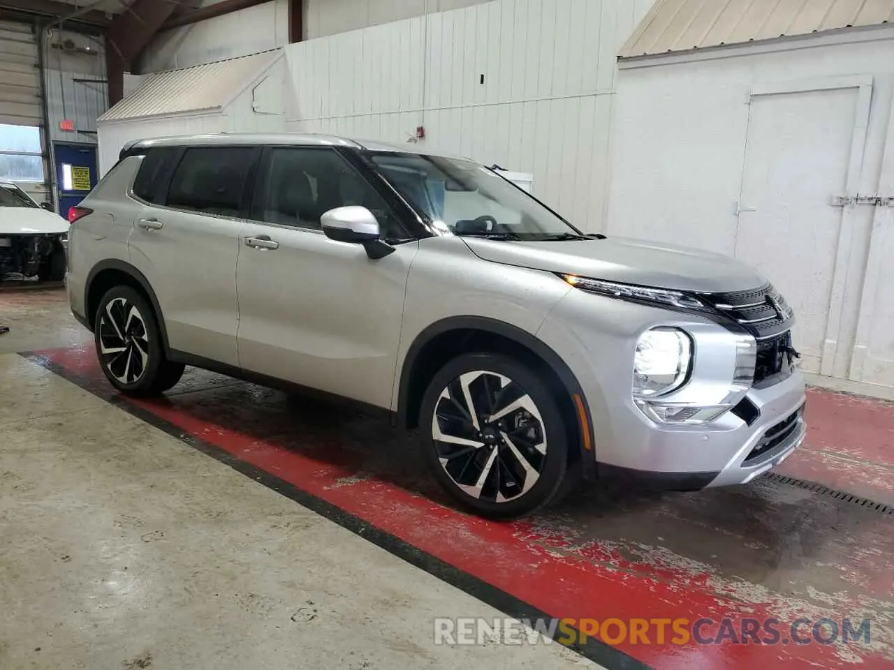 4 fotografías del automóvil dañado JA4J3VA88RZ061760 MITSUBISHI OUTLANDER 2024