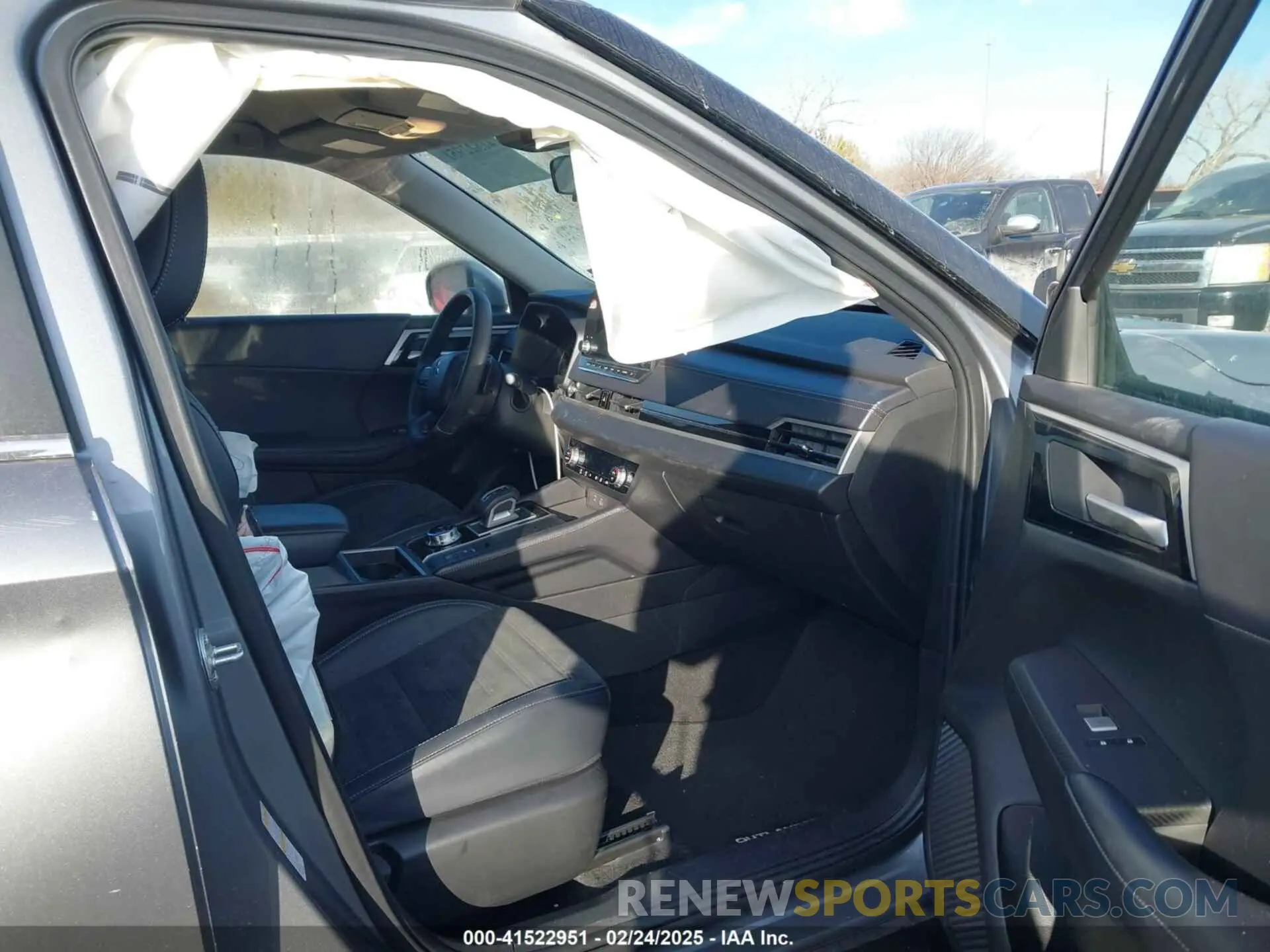 5 fotografías del automóvil dañado JA4J3VA89RZ032834 MITSUBISHI OUTLANDER 2024