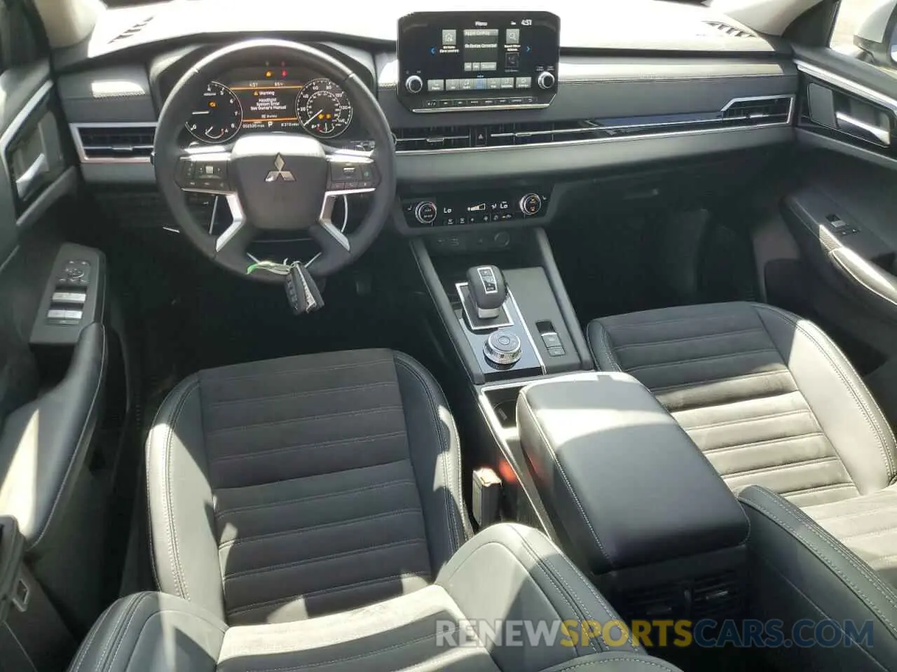 8 fotografías del automóvil dañado JA4J3VA8XRZ081542 MITSUBISHI OUTLANDER 2024