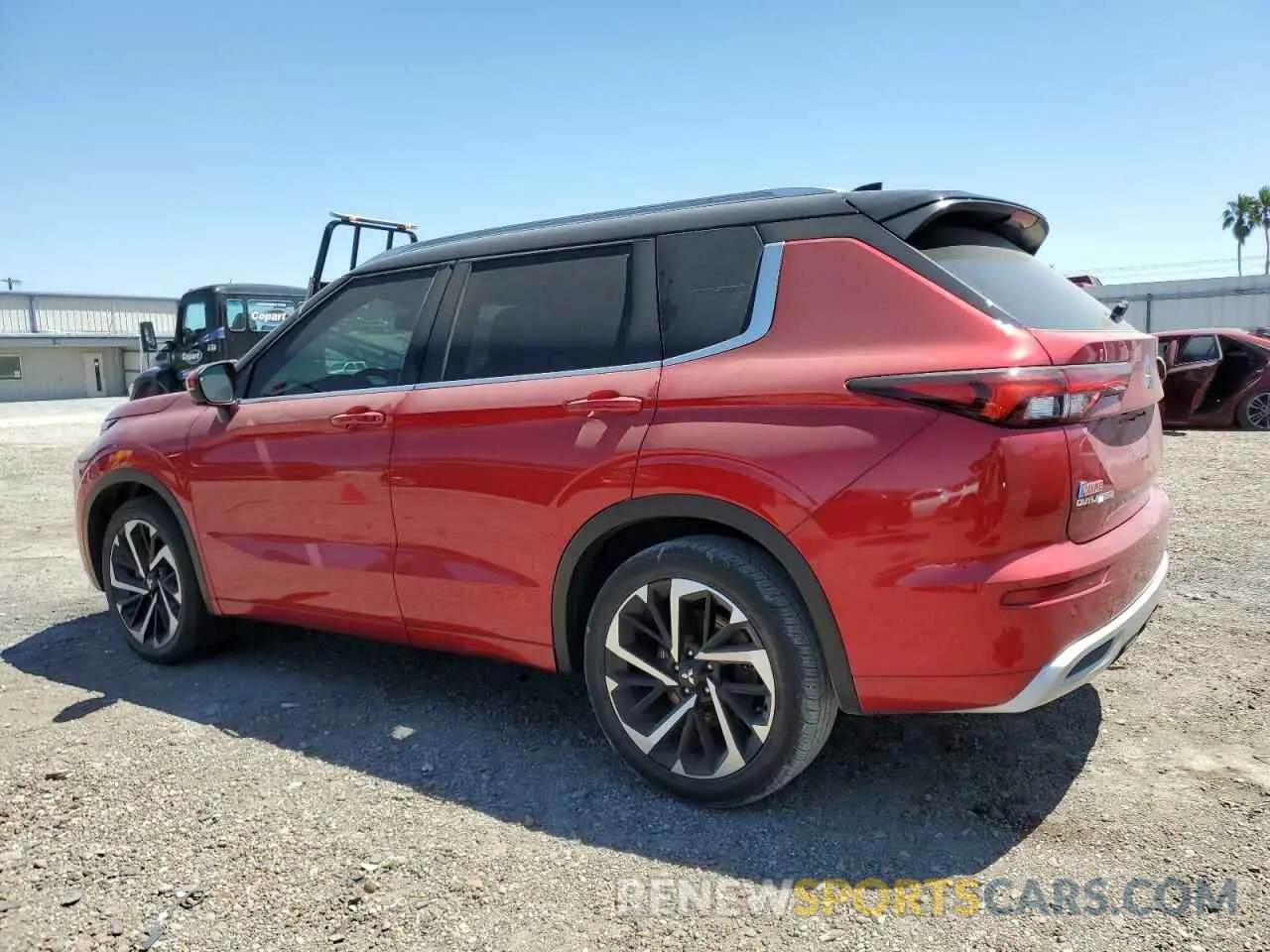 2 fotografías del automóvil dañado JA4J3WA82RZ003570 MITSUBISHI OUTLANDER 2024