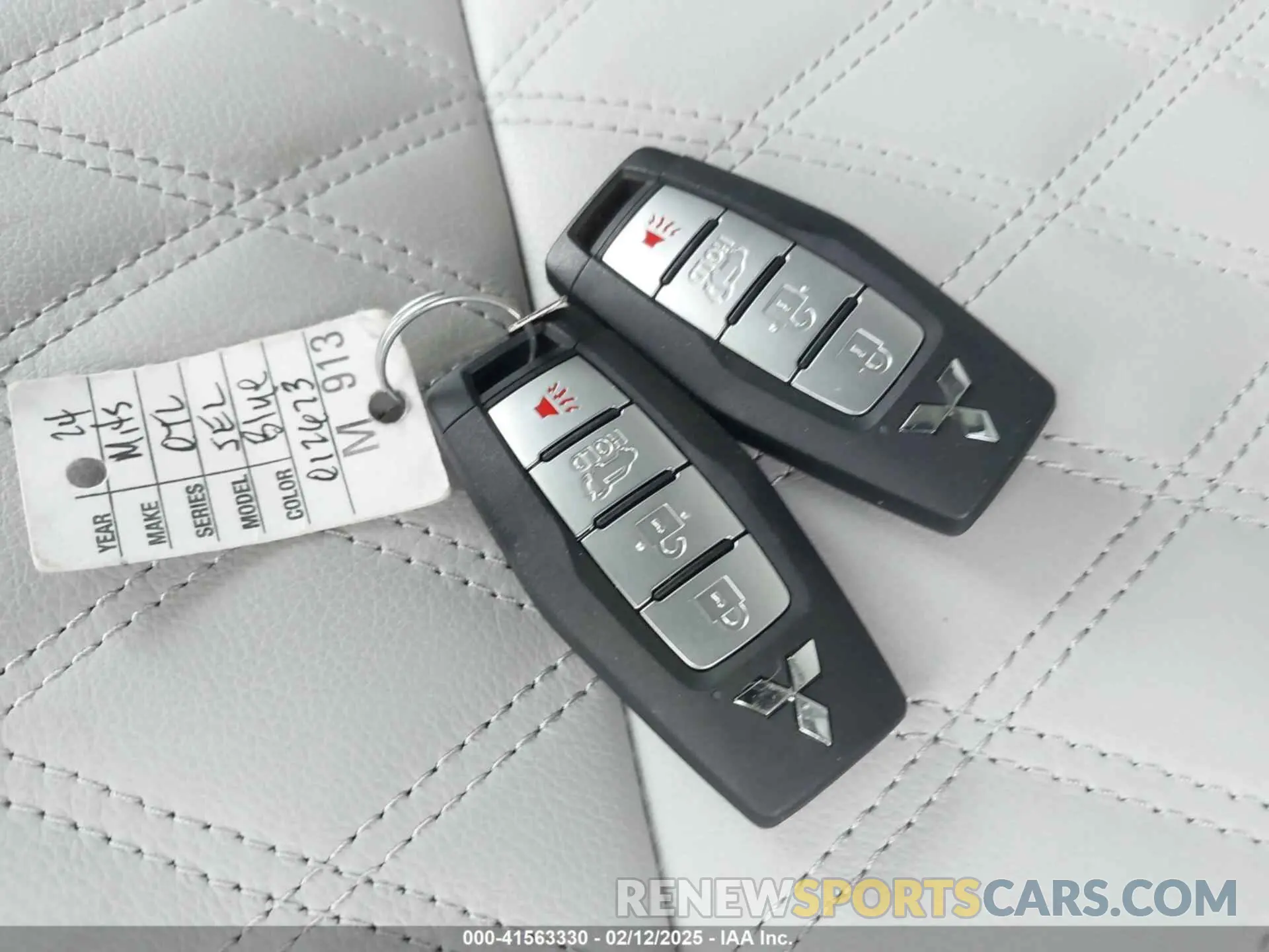 11 fotografías del automóvil dañado JA4J3WA82RZ012673 MITSUBISHI OUTLANDER 2024