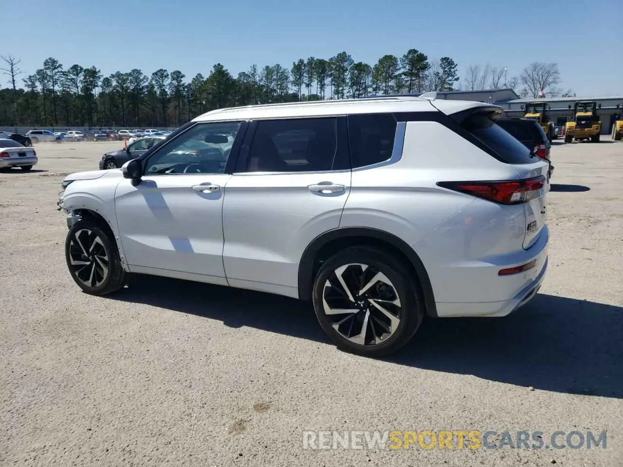 2 fotografías del automóvil dañado JA4J3WA83RZ016375 MITSUBISHI OUTLANDER 2024