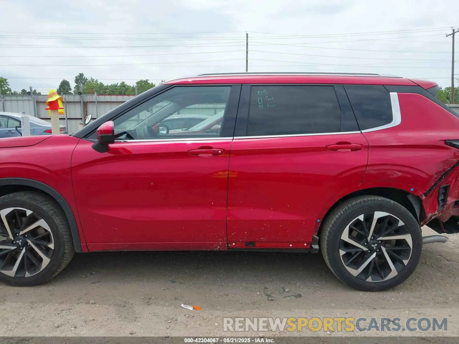 15 fotografías del automóvil dañado JA4J3WA87RZ012961 MITSUBISHI OUTLANDER 2024