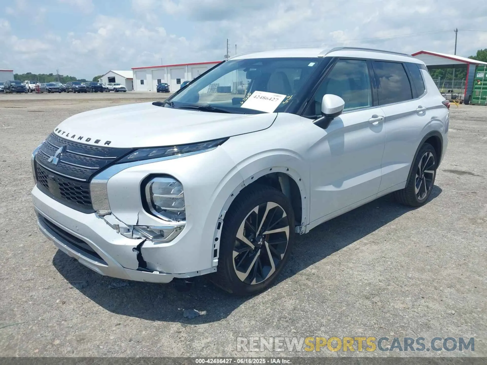 2 fotografías del automóvil dañado JA4J3WA89RZ056606 MITSUBISHI OUTLANDER 2024