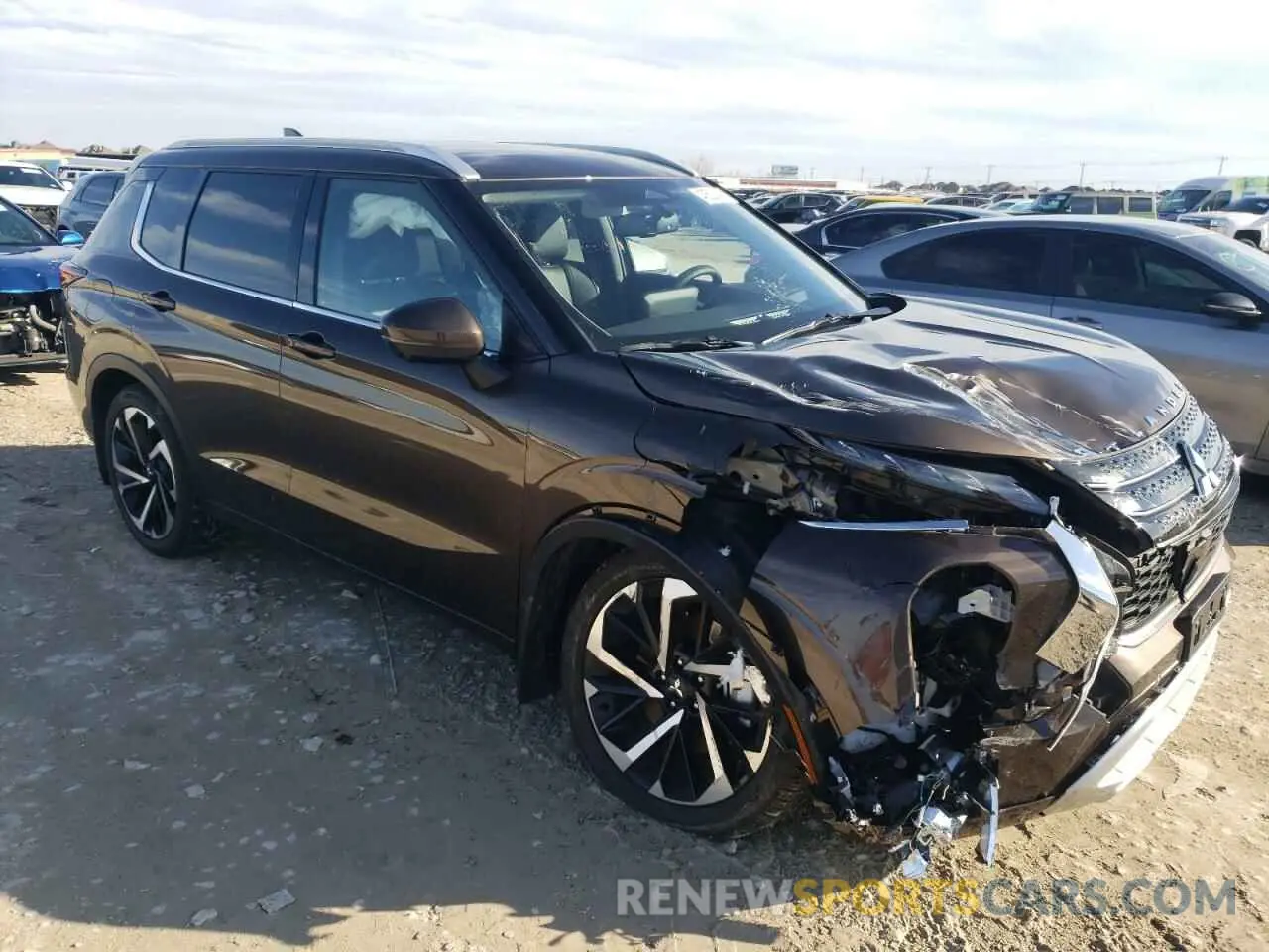 4 fotografías del automóvil dañado JA4J3WA89RZ073535 MITSUBISHI OUTLANDER 2024