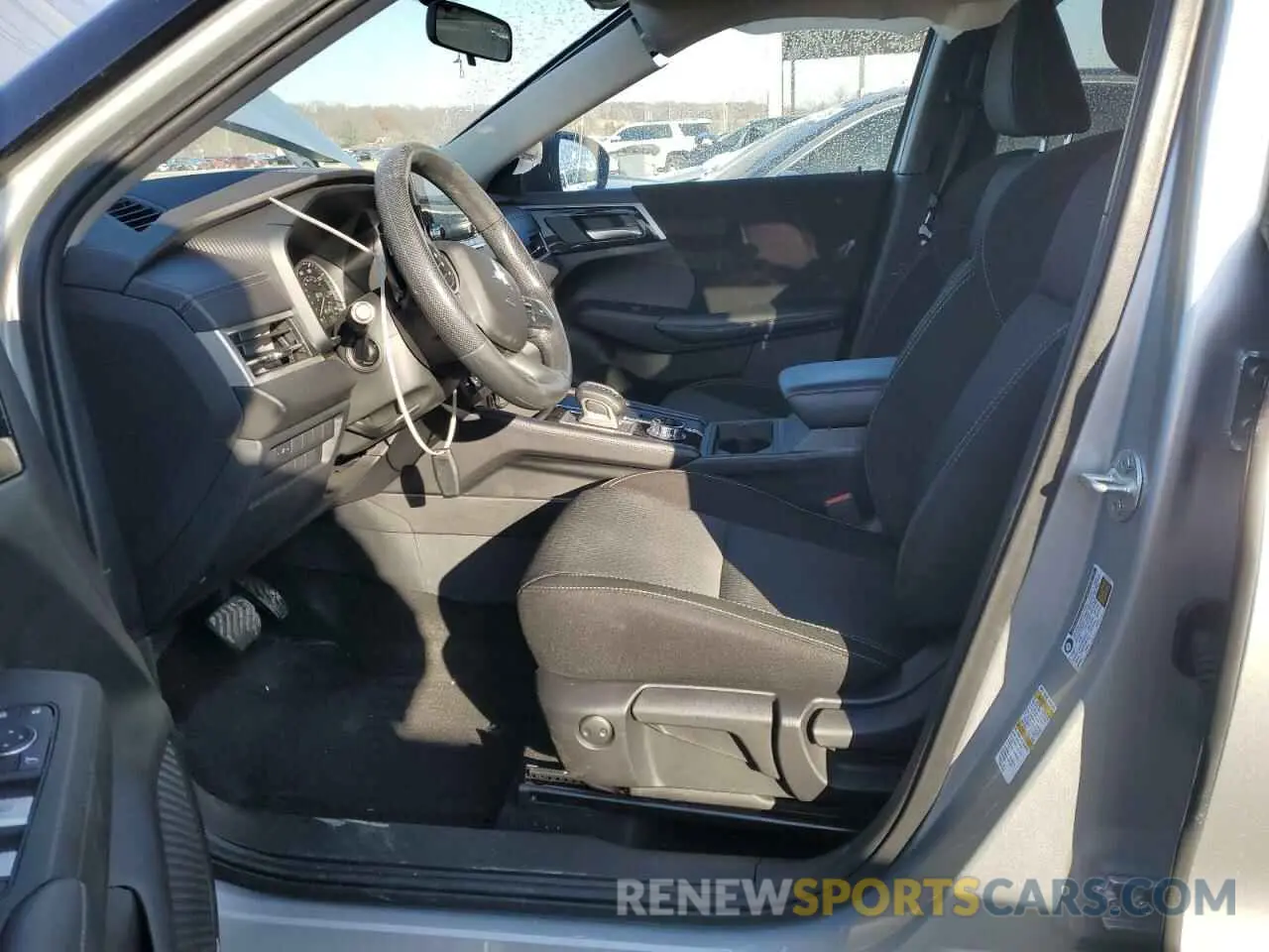 7 fotografías del automóvil dañado JA4J4UA81RZ020474 MITSUBISHI OUTLANDER 2024