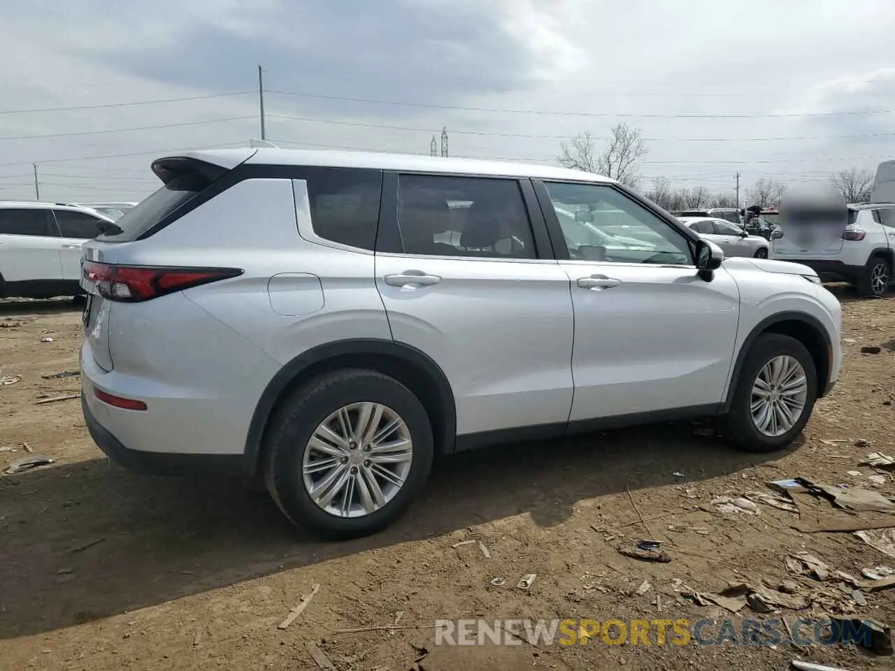 3 fotografías del automóvil dañado JA4J4UA85RZ076482 MITSUBISHI OUTLANDER 2024