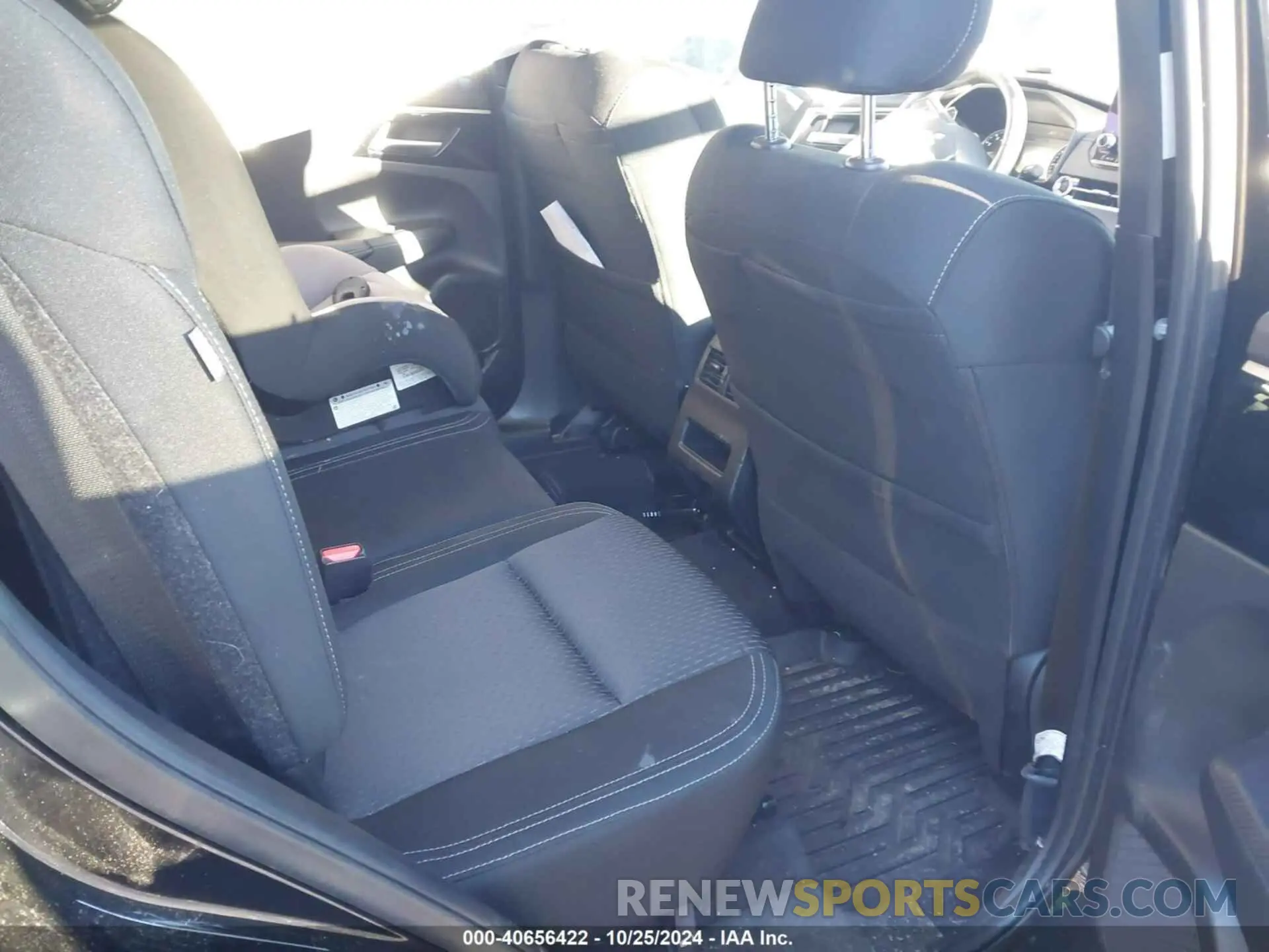 8 fotografías del automóvil dañado JA4J4UA86RZ022432 MITSUBISHI OUTLANDER 2024