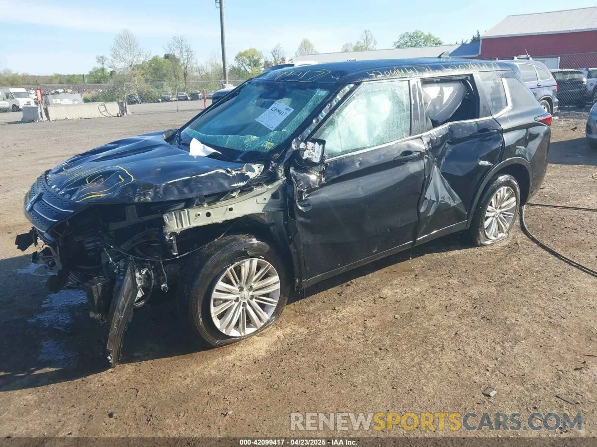 2 fotografías del automóvil dañado JA4J4UA87RZ007342 MITSUBISHI OUTLANDER 2024
