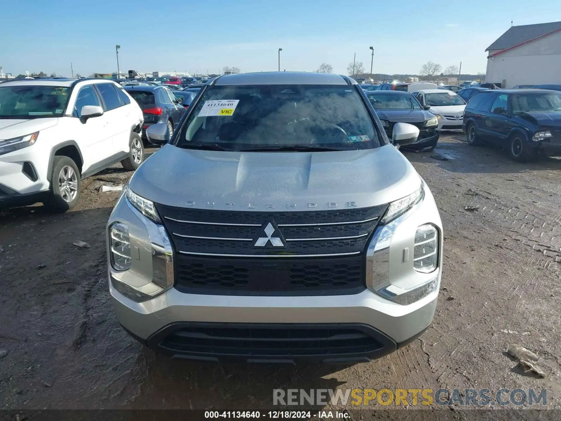 12 fotografías del automóvil dañado JA4J4UA88RZ038521 MITSUBISHI OUTLANDER 2024