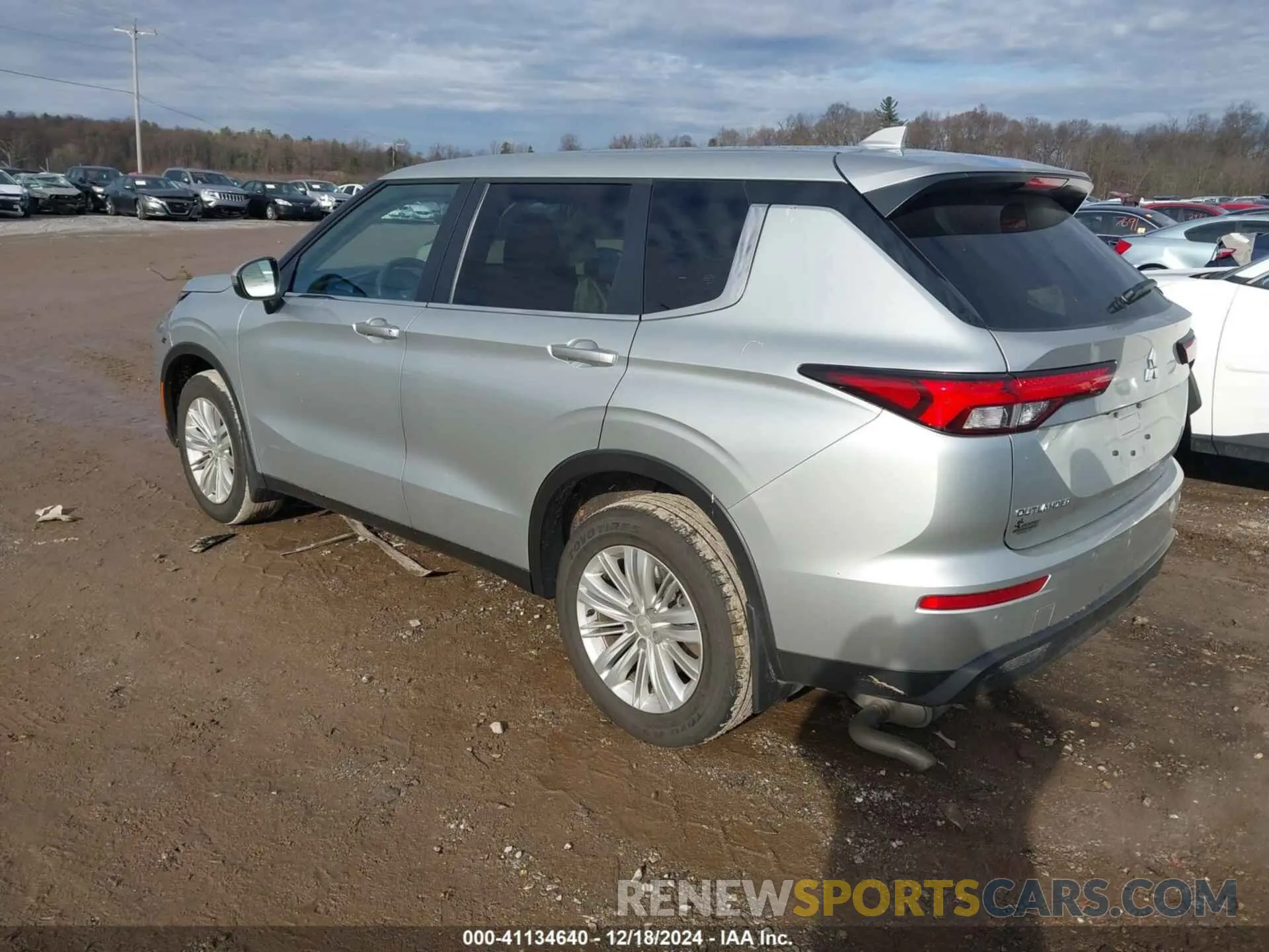 3 fotografías del automóvil dañado JA4J4UA88RZ038521 MITSUBISHI OUTLANDER 2024