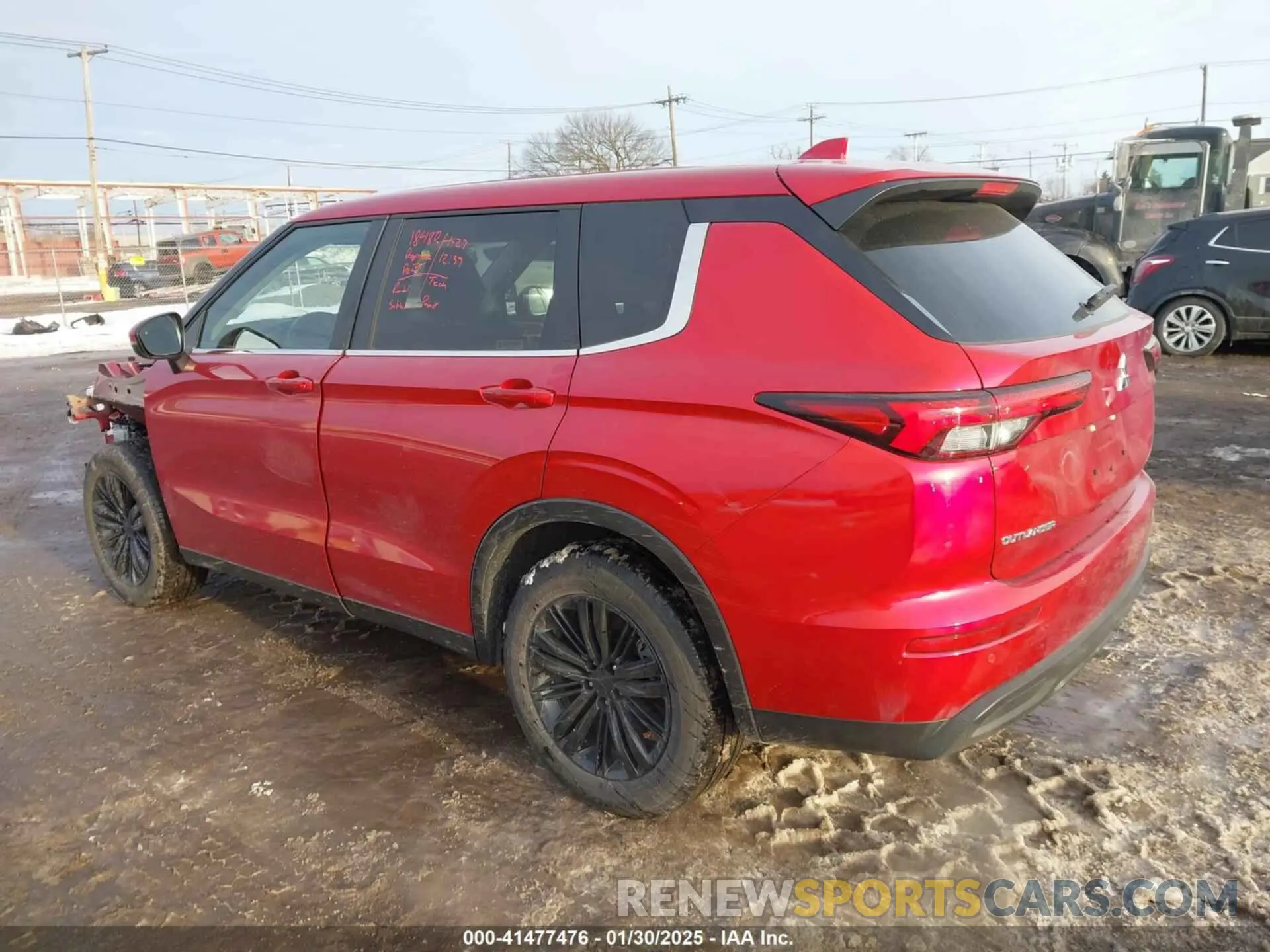 3 fotografías del automóvil dañado JA4J4UA88RZ073298 MITSUBISHI OUTLANDER 2024