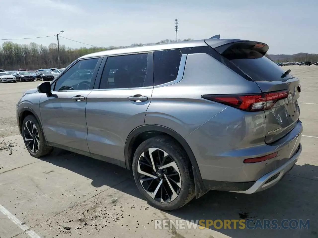 2 fotografías del automóvil dañado JA4J4VA80RZ005891 MITSUBISHI OUTLANDER 2024