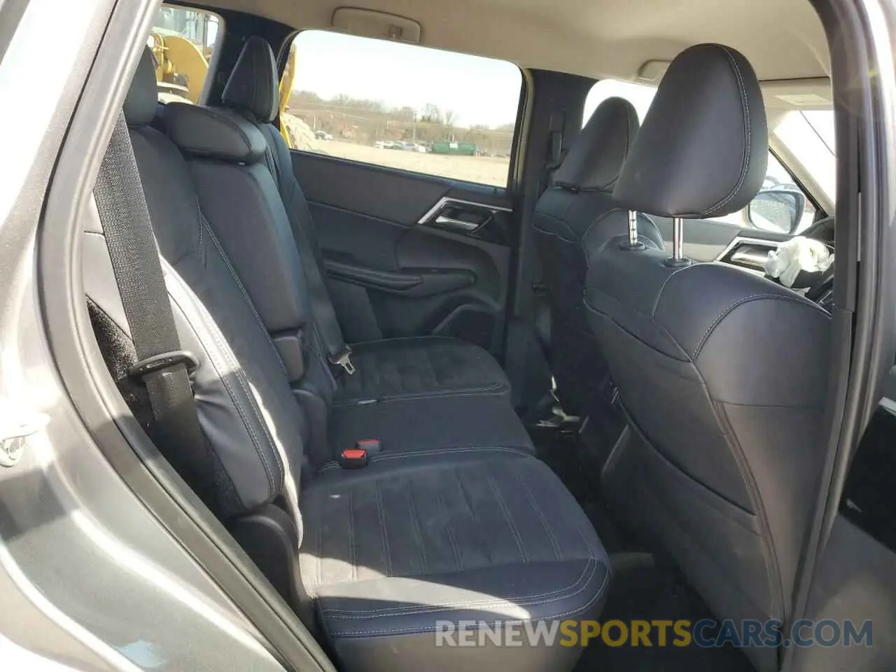 11 fotografías del automóvil dañado JA4J4VA80RZ027597 MITSUBISHI OUTLANDER 2024