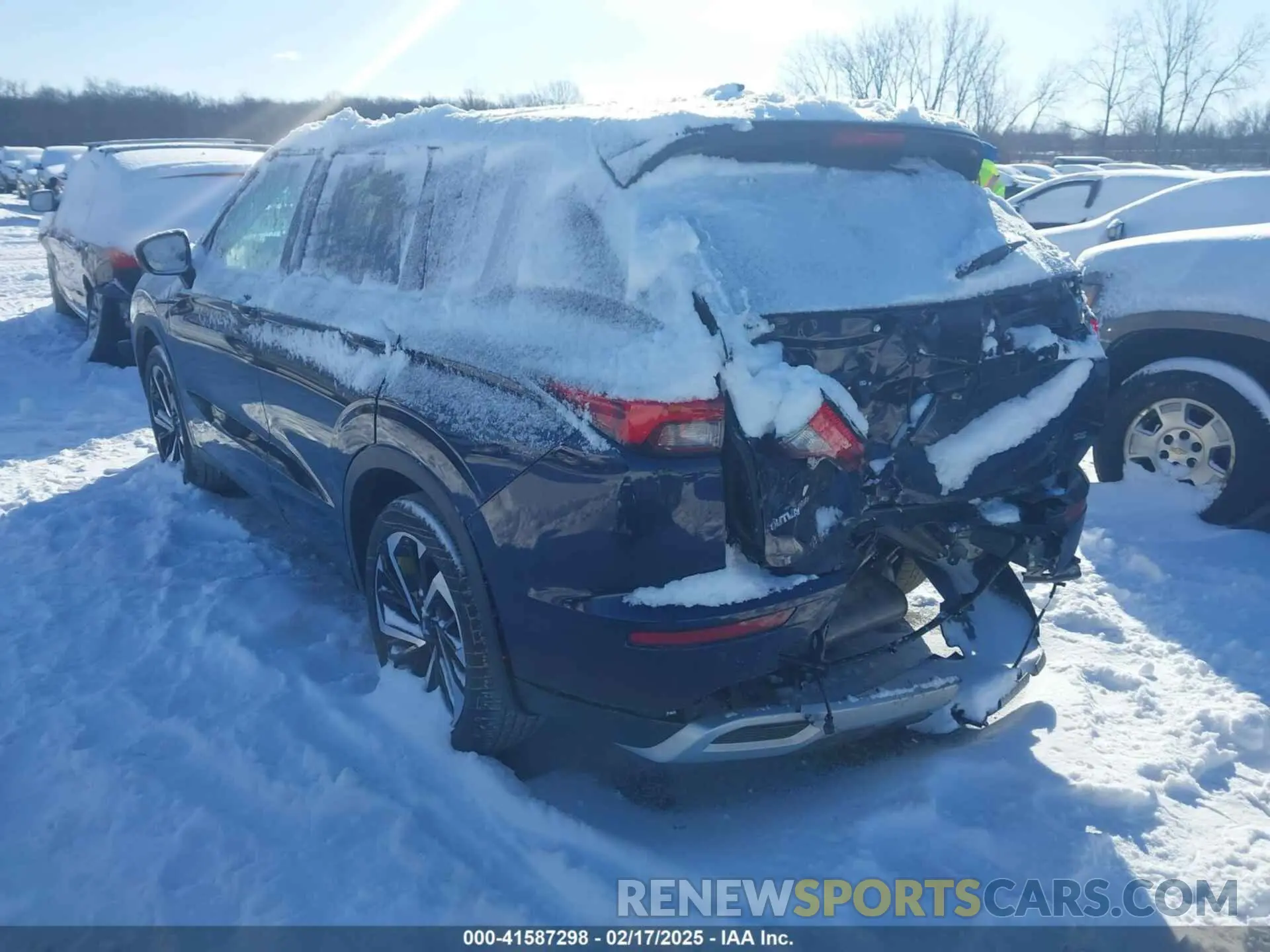 3 fotografías del automóvil dañado JA4J4VA80RZ055352 MITSUBISHI OUTLANDER 2024