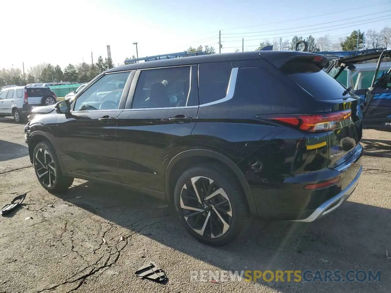 2 fotografías del automóvil dañado JA4J4VA80RZ086472 MITSUBISHI OUTLANDER 2024