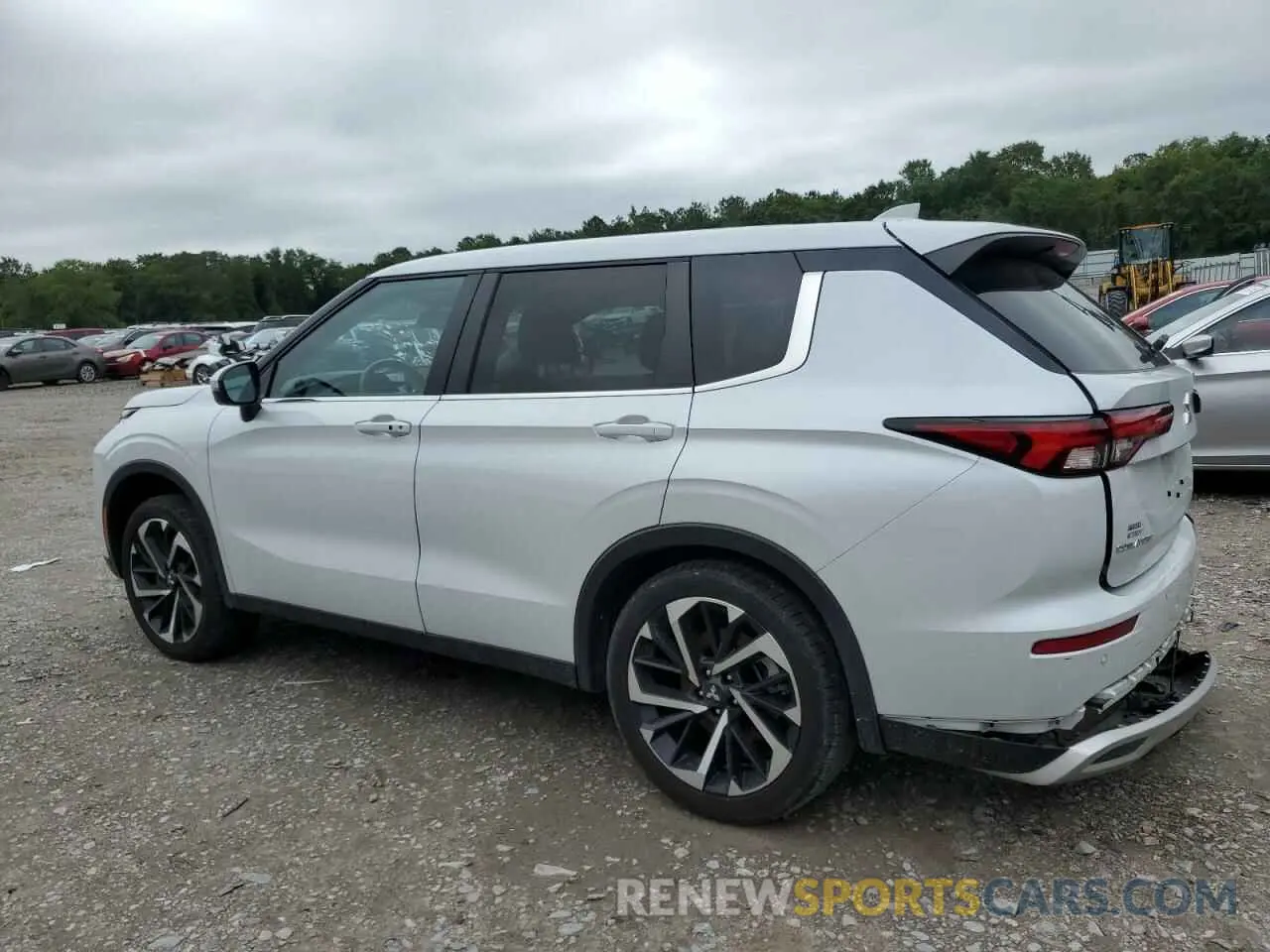 2 fotografías del automóvil dañado JA4J4VA81RZ006631 MITSUBISHI OUTLANDER 2024