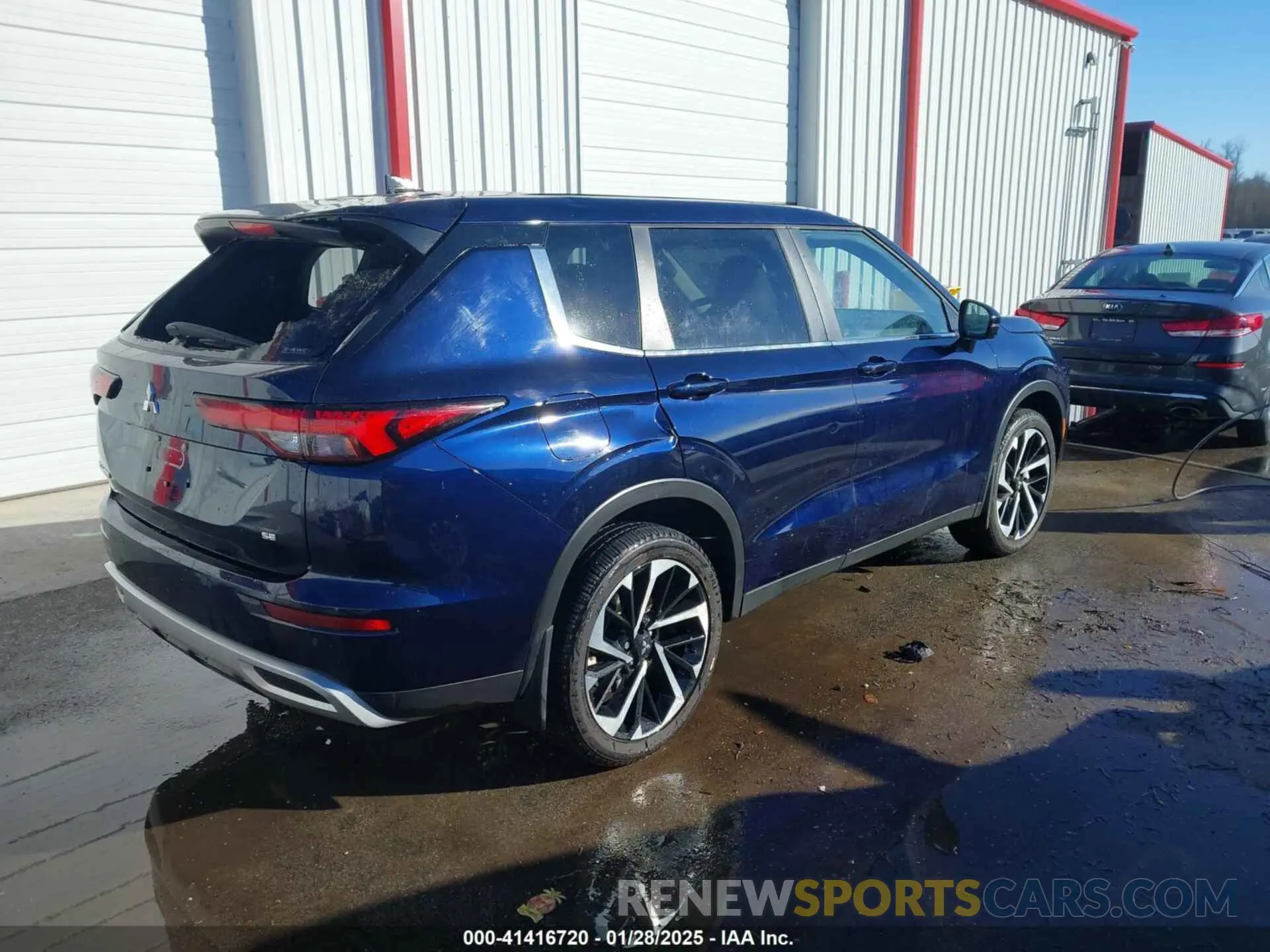 4 fotografías del automóvil dañado JA4J4VA81RZ007200 MITSUBISHI OUTLANDER 2024
