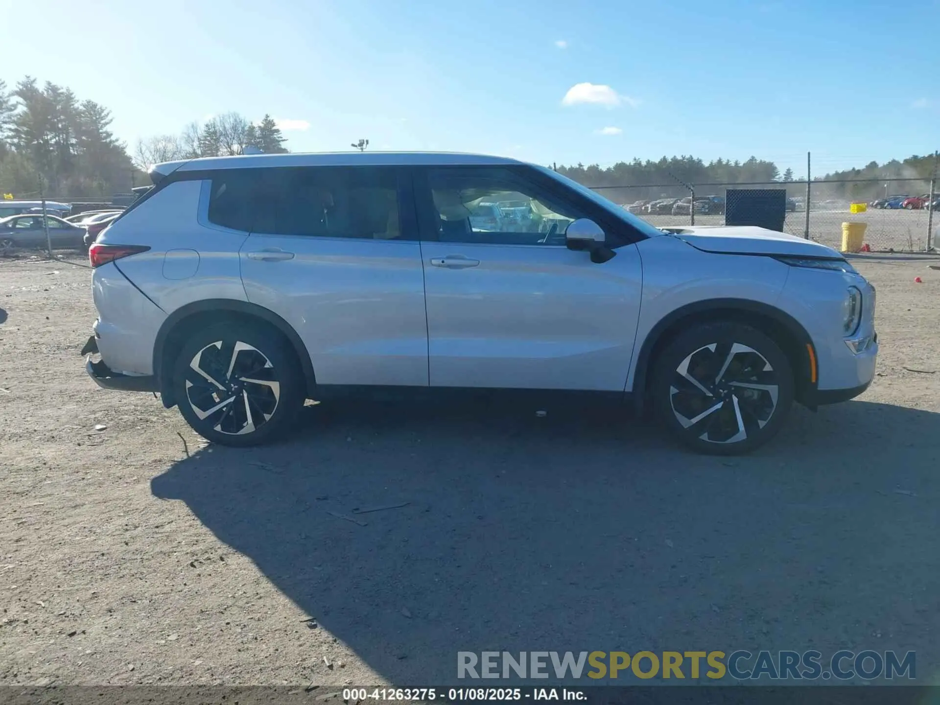 13 fotografías del automóvil dañado JA4J4VA81RZ009531 MITSUBISHI OUTLANDER 2024