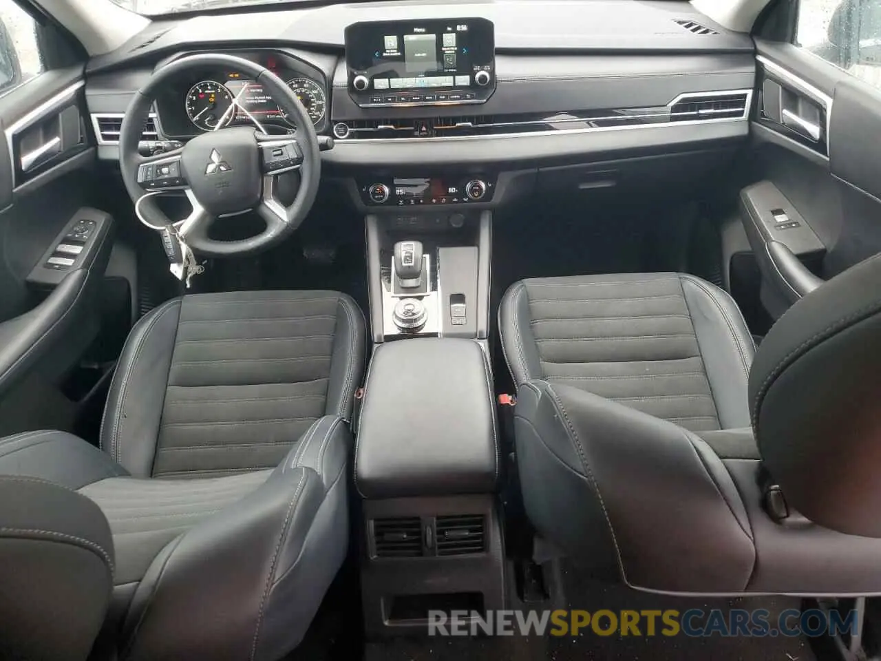 8 fotografías del automóvil dañado JA4J4VA81RZ032131 MITSUBISHI OUTLANDER 2024