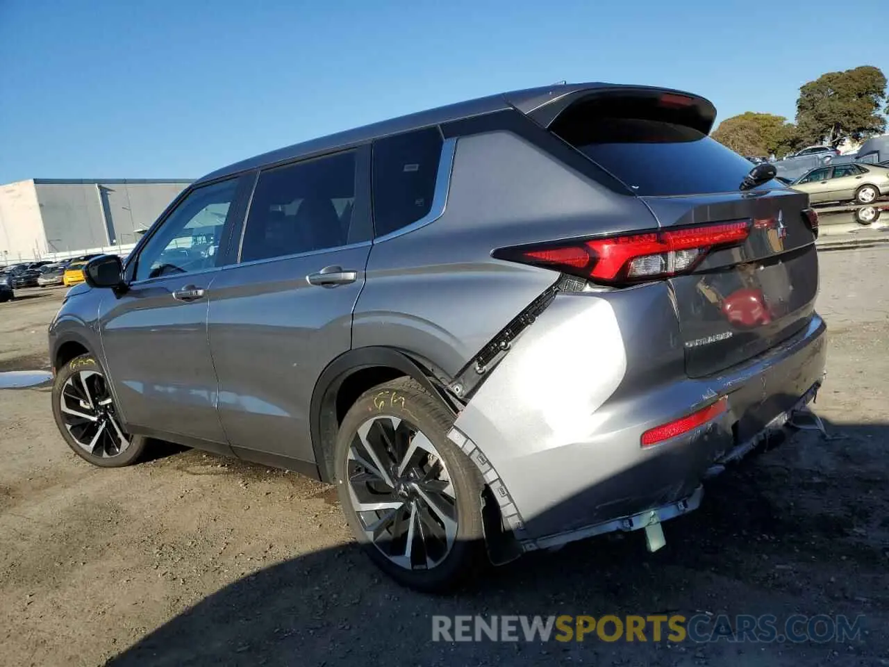 2 fotografías del automóvil dañado JA4J4VA81RZ036017 MITSUBISHI OUTLANDER 2024