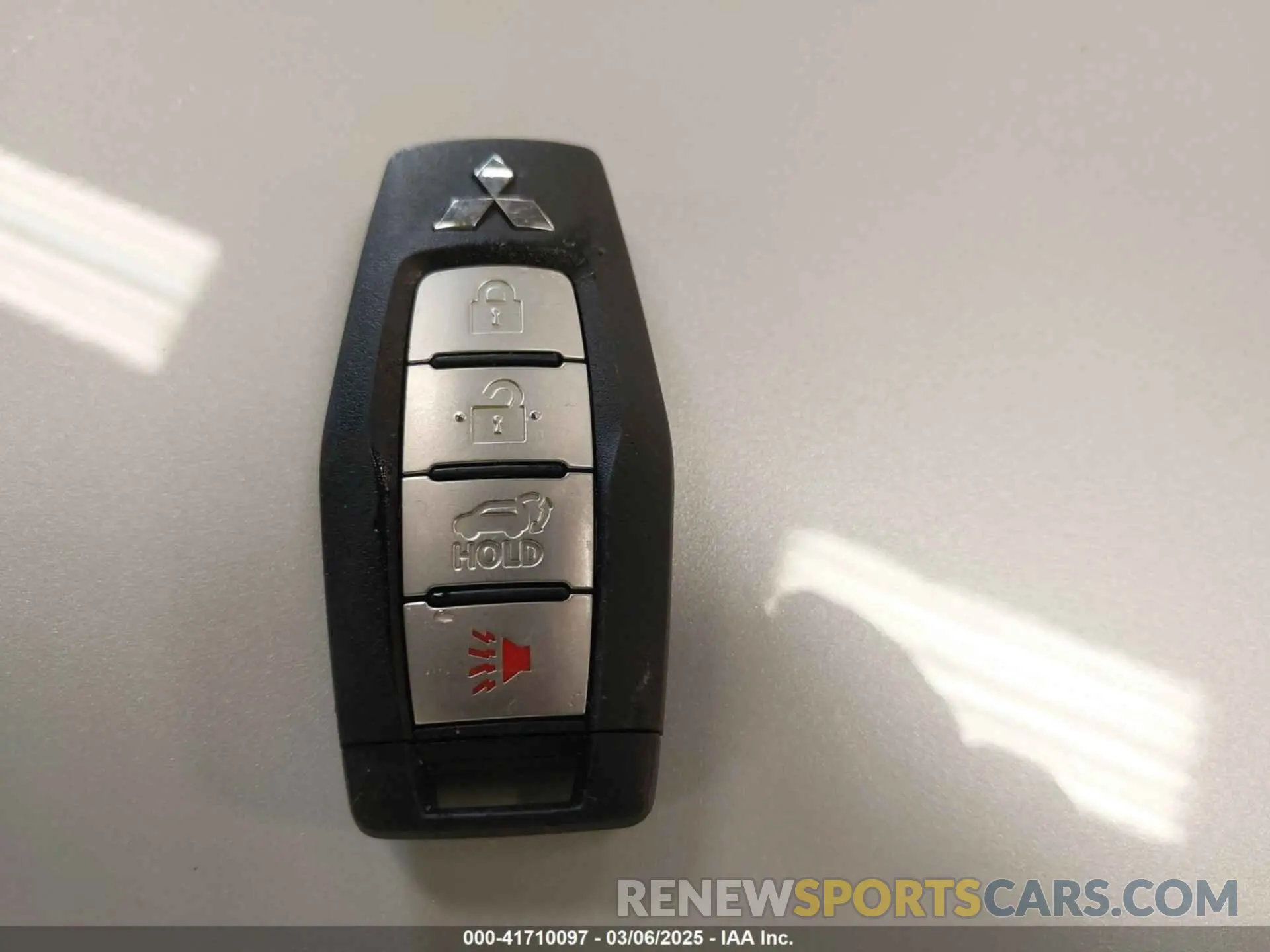 11 fotografías del automóvil dañado JA4J4VA81RZ040553 MITSUBISHI OUTLANDER 2024