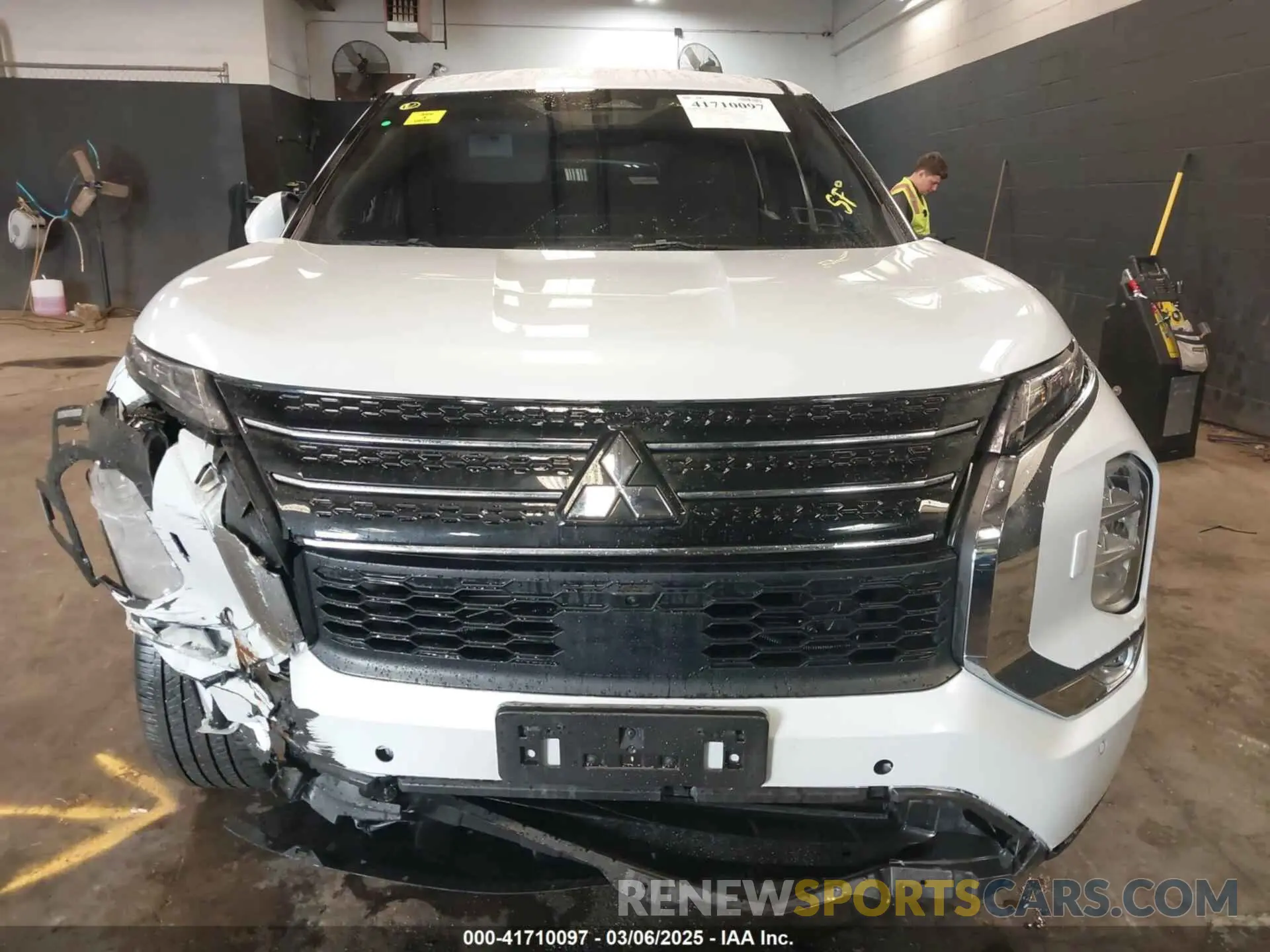 12 fotografías del automóvil dañado JA4J4VA81RZ040553 MITSUBISHI OUTLANDER 2024