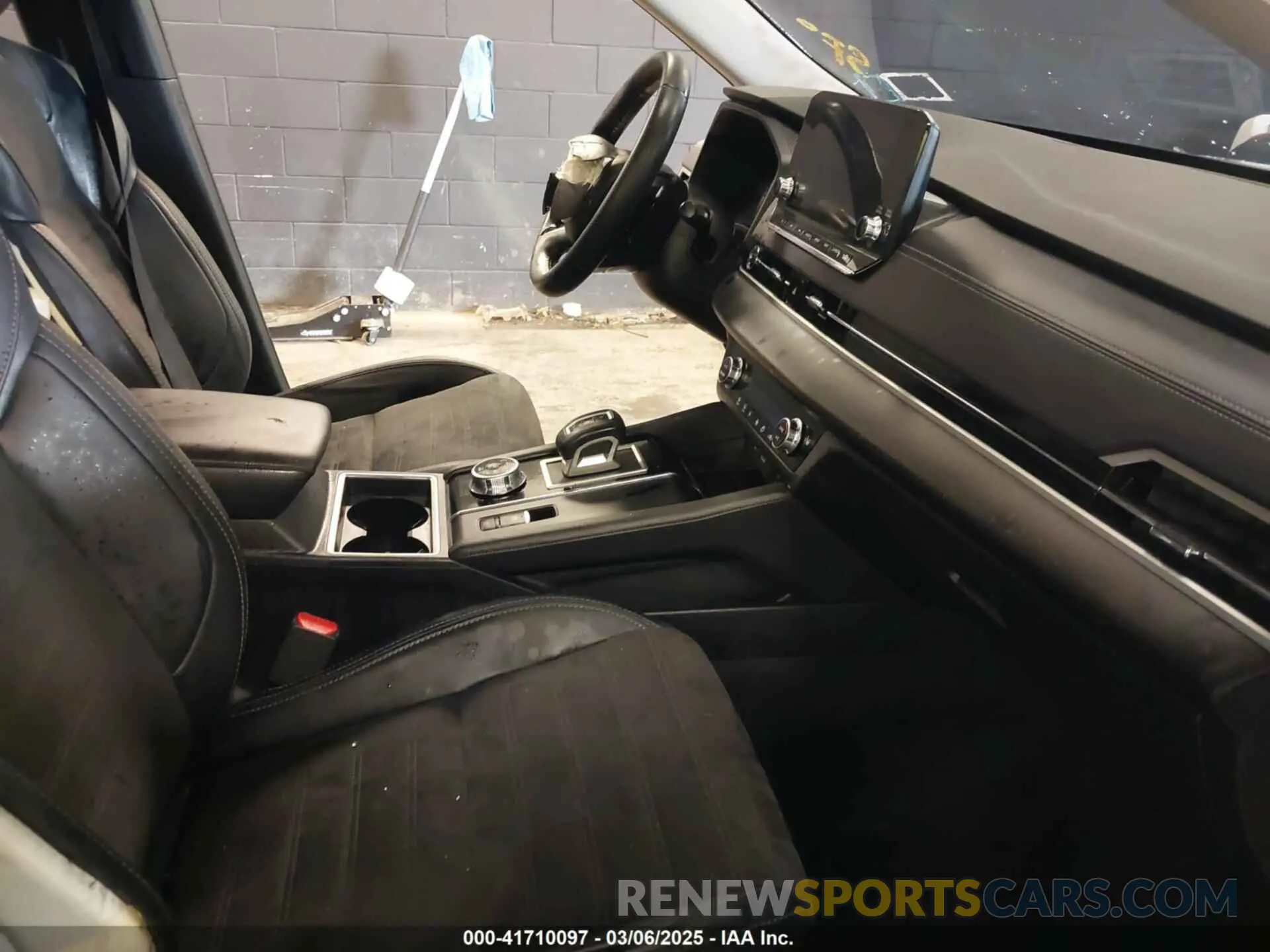 5 fotografías del automóvil dañado JA4J4VA81RZ040553 MITSUBISHI OUTLANDER 2024