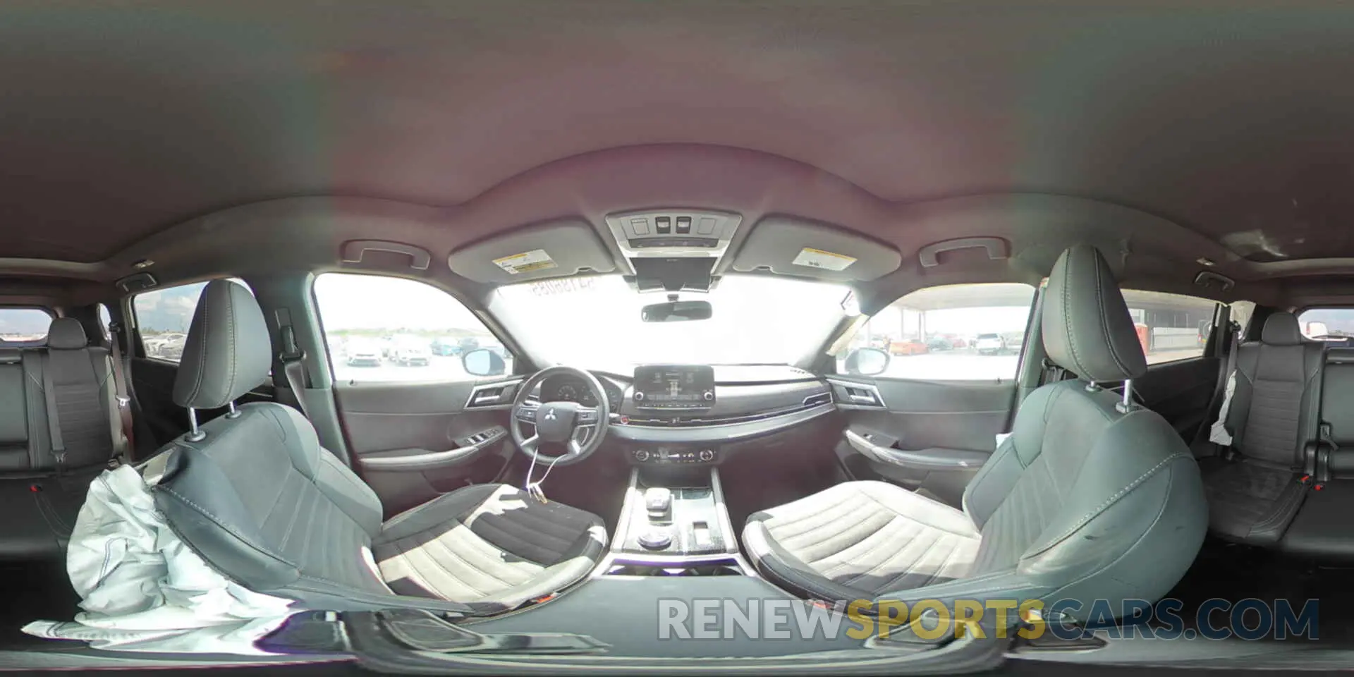 15 fotografías del automóvil dañado JA4J4VA81RZ087047 MITSUBISHI OUTLANDER 2024