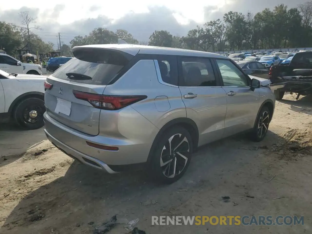 3 fotografías del automóvil dañado JA4J4VA82RZ025379 MITSUBISHI OUTLANDER 2024