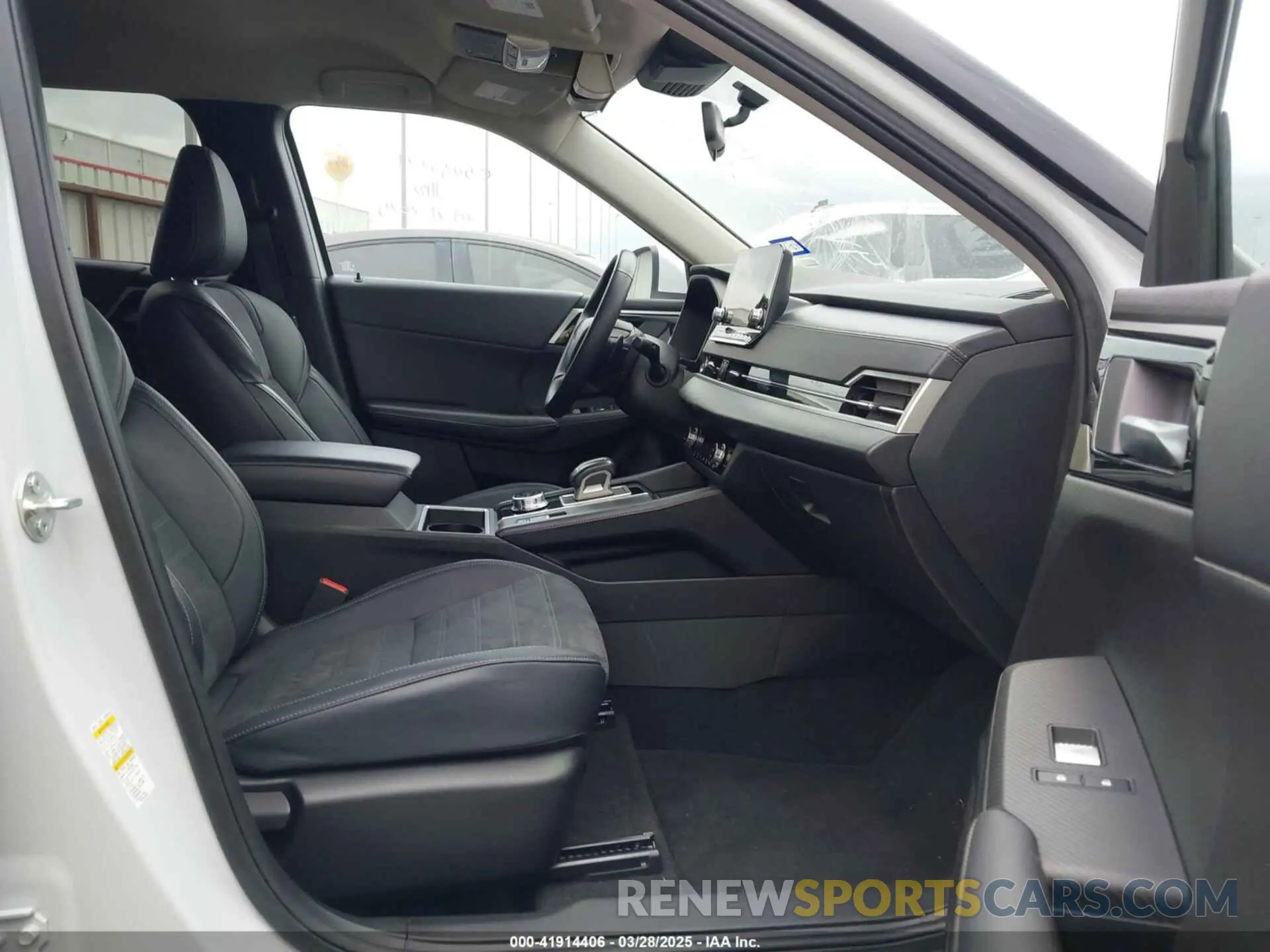 5 fotografías del automóvil dañado JA4J4VA82RZ026614 MITSUBISHI OUTLANDER 2024