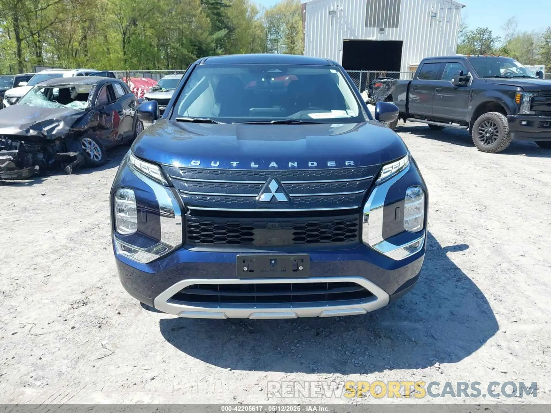 12 fotografías del automóvil dañado JA4J4VA83RZ042854 MITSUBISHI OUTLANDER 2024