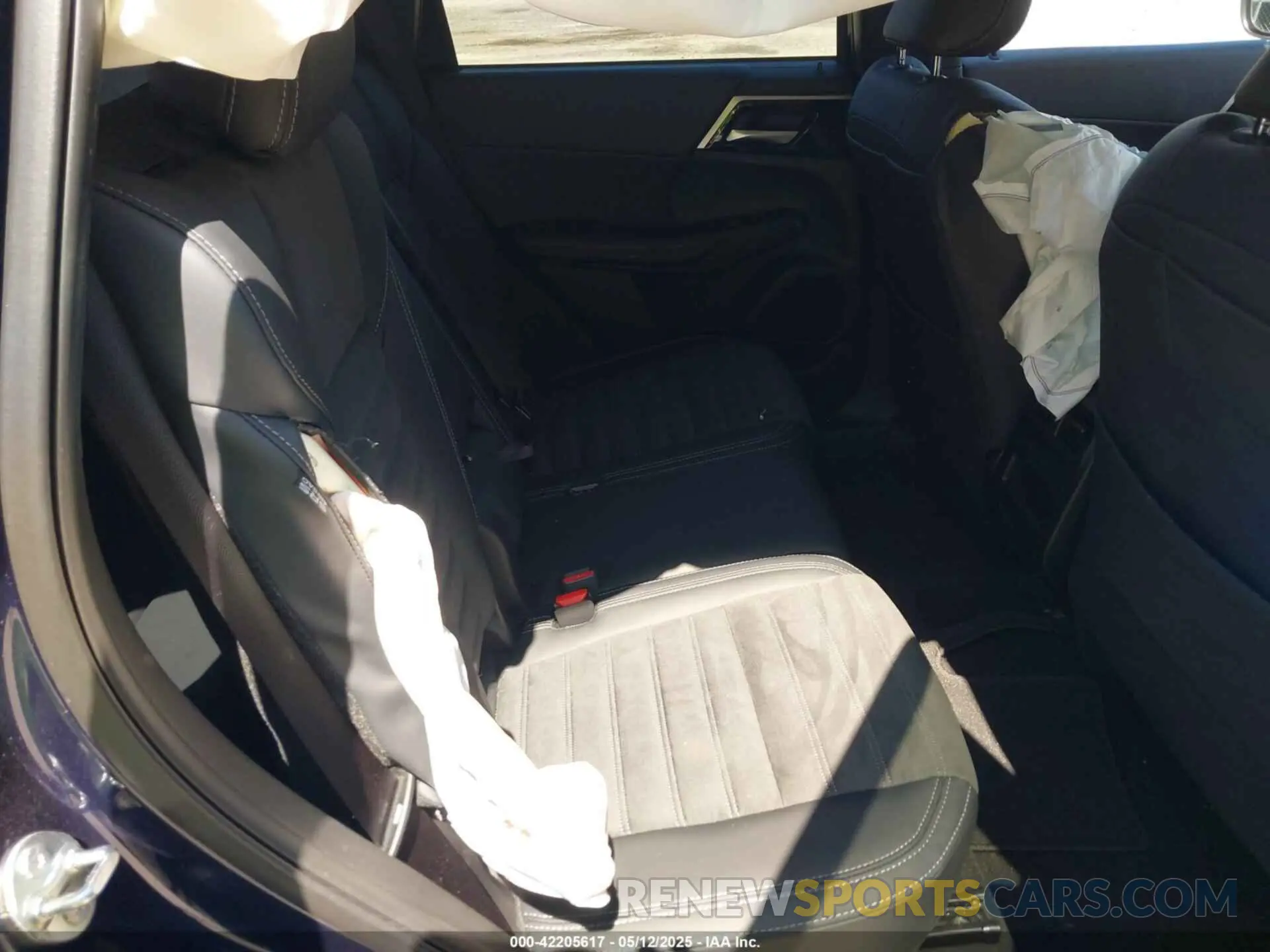 8 fotografías del automóvil dañado JA4J4VA83RZ042854 MITSUBISHI OUTLANDER 2024