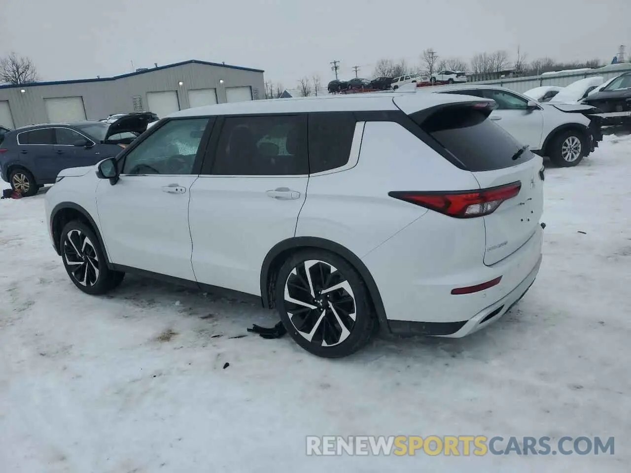 2 fotografías del automóvil dañado JA4J4VA83RZ045222 MITSUBISHI OUTLANDER 2024