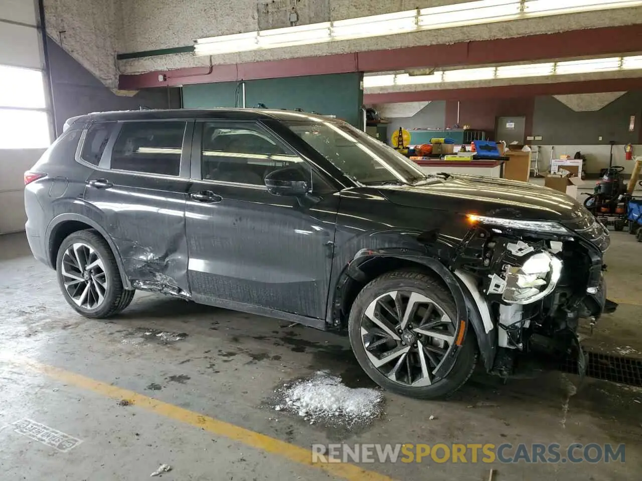 4 fotografías del automóvil dañado JA4J4VA83RZ072808 MITSUBISHI OUTLANDER 2024