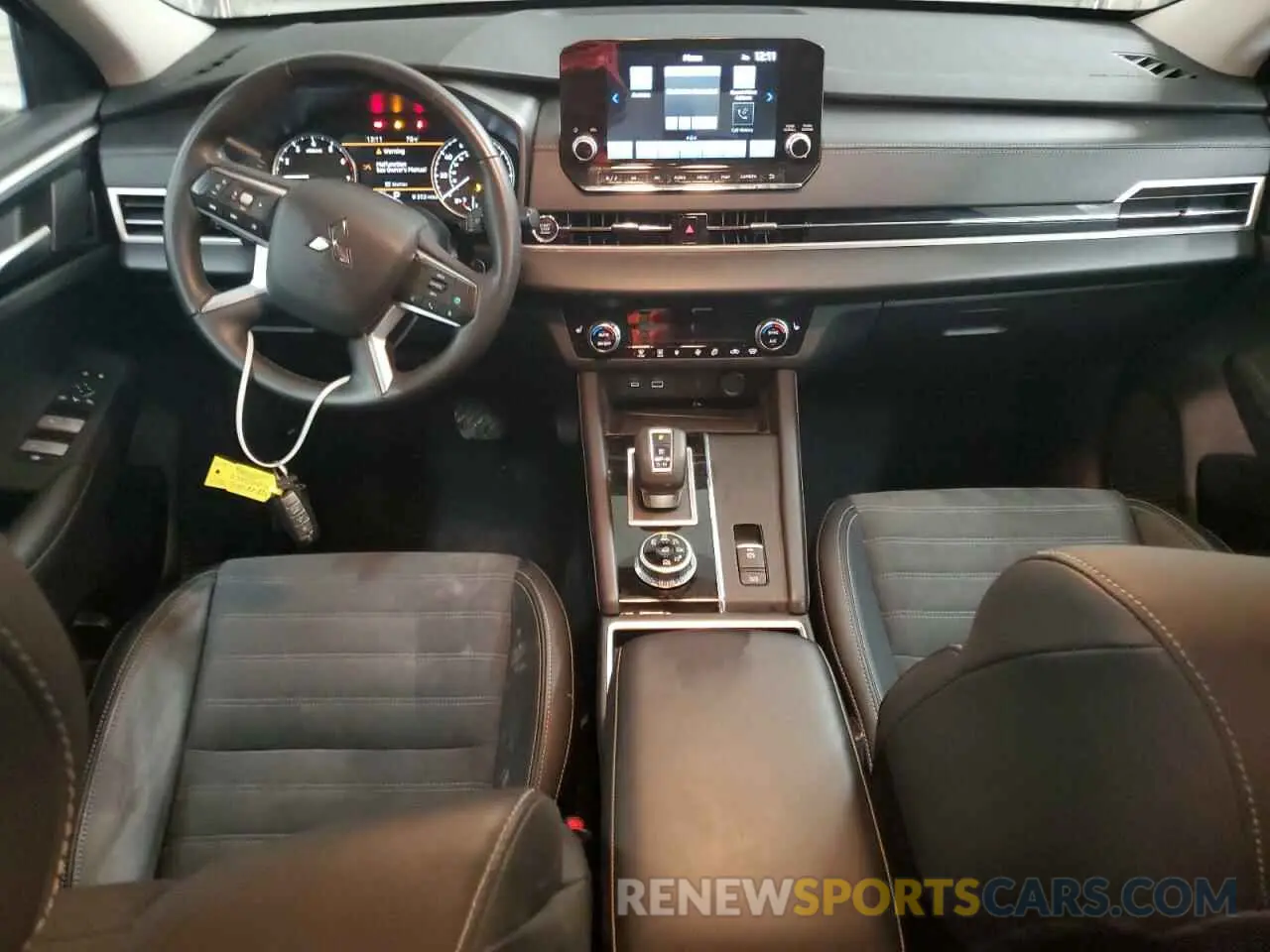 8 fotografías del automóvil dañado JA4J4VA84RZ011077 MITSUBISHI OUTLANDER 2024