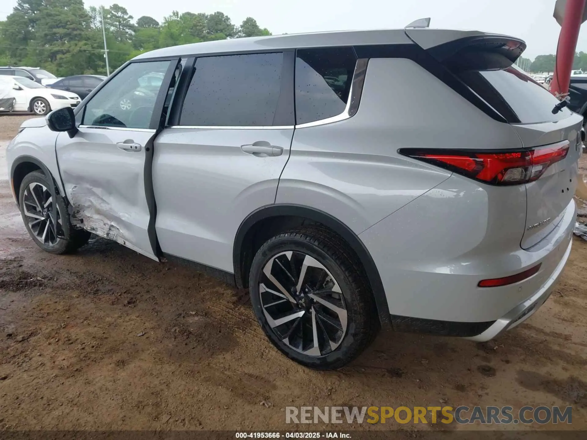3 fotografías del automóvil dañado JA4J4VA84RZ072011 MITSUBISHI OUTLANDER 2024