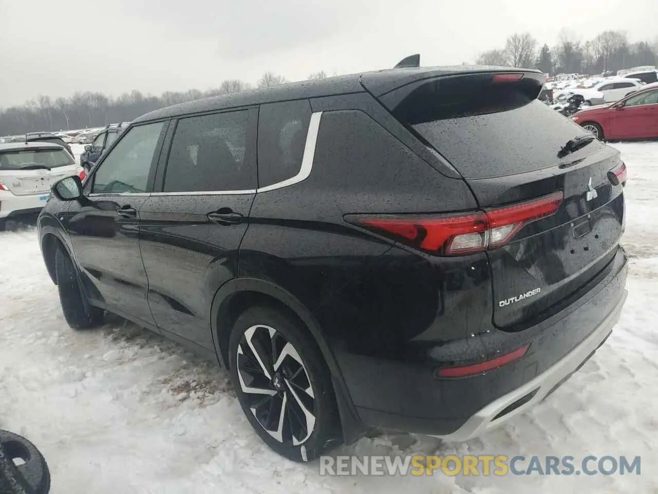 2 fotografías del automóvil dañado JA4J4VA85RZ005286 MITSUBISHI OUTLANDER 2024
