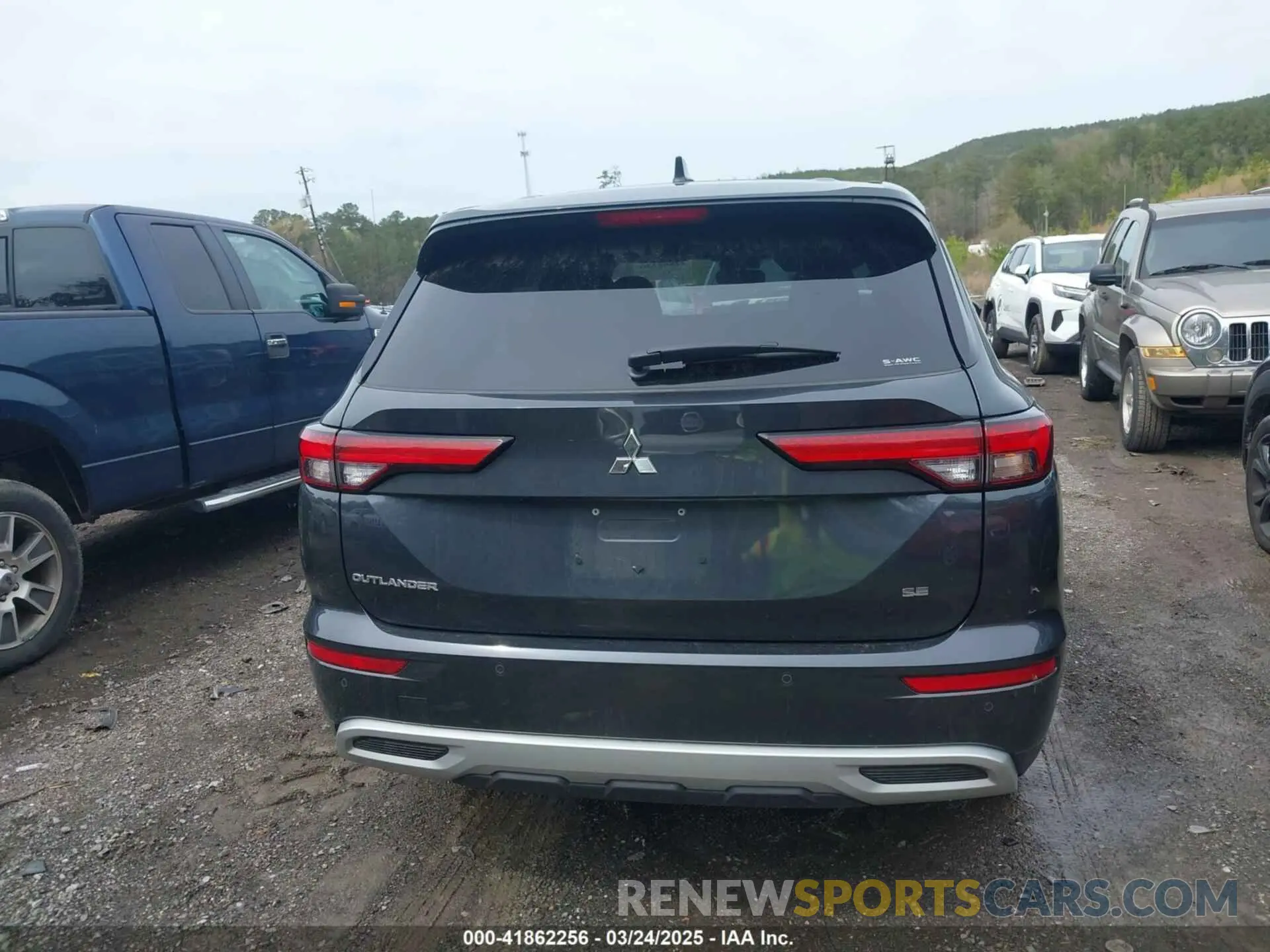 16 fotografías del automóvil dañado JA4J4VA85RZ064998 MITSUBISHI OUTLANDER 2024