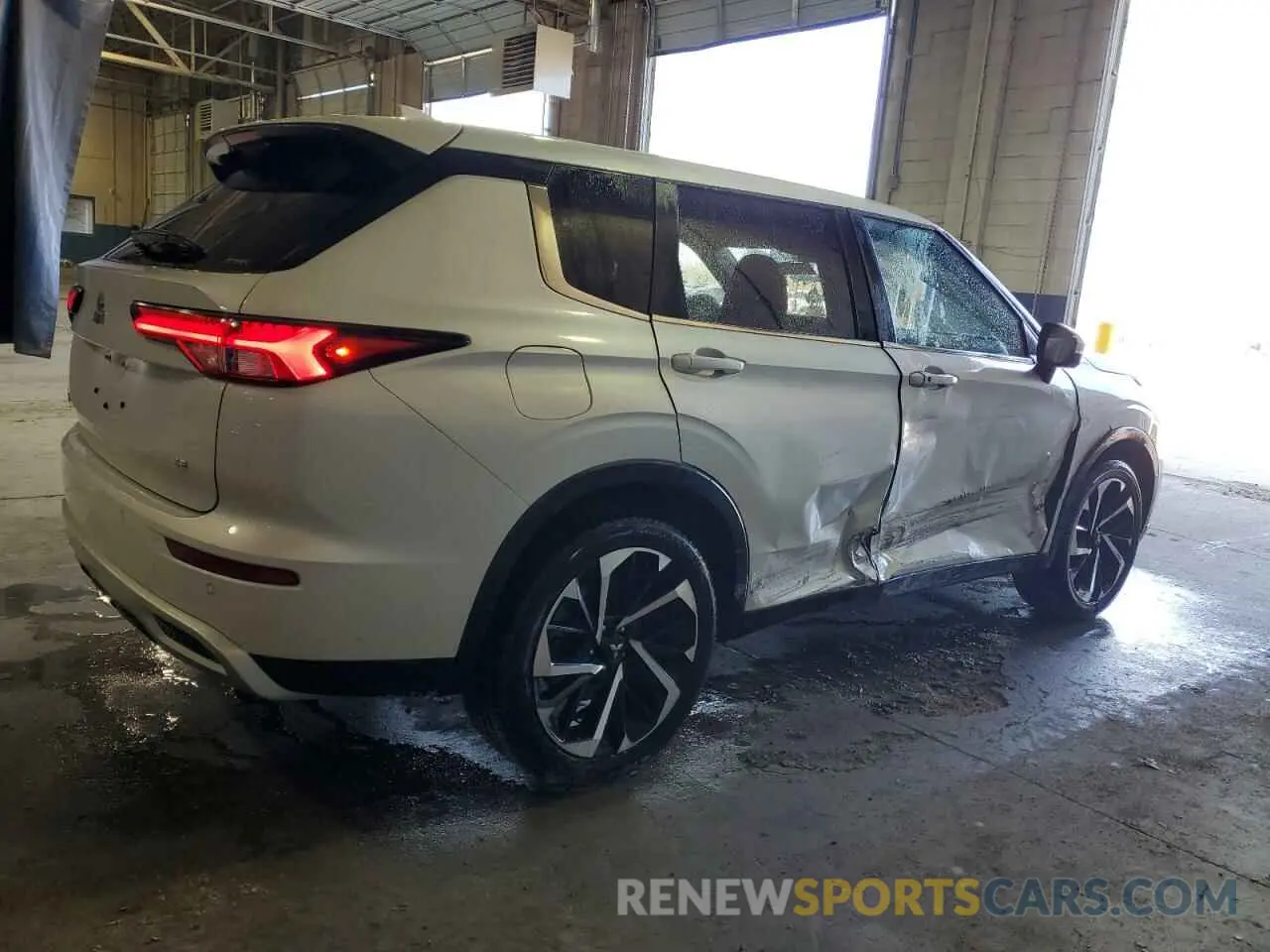 3 fotografías del automóvil dañado JA4J4VA87RZ029735 MITSUBISHI OUTLANDER 2024