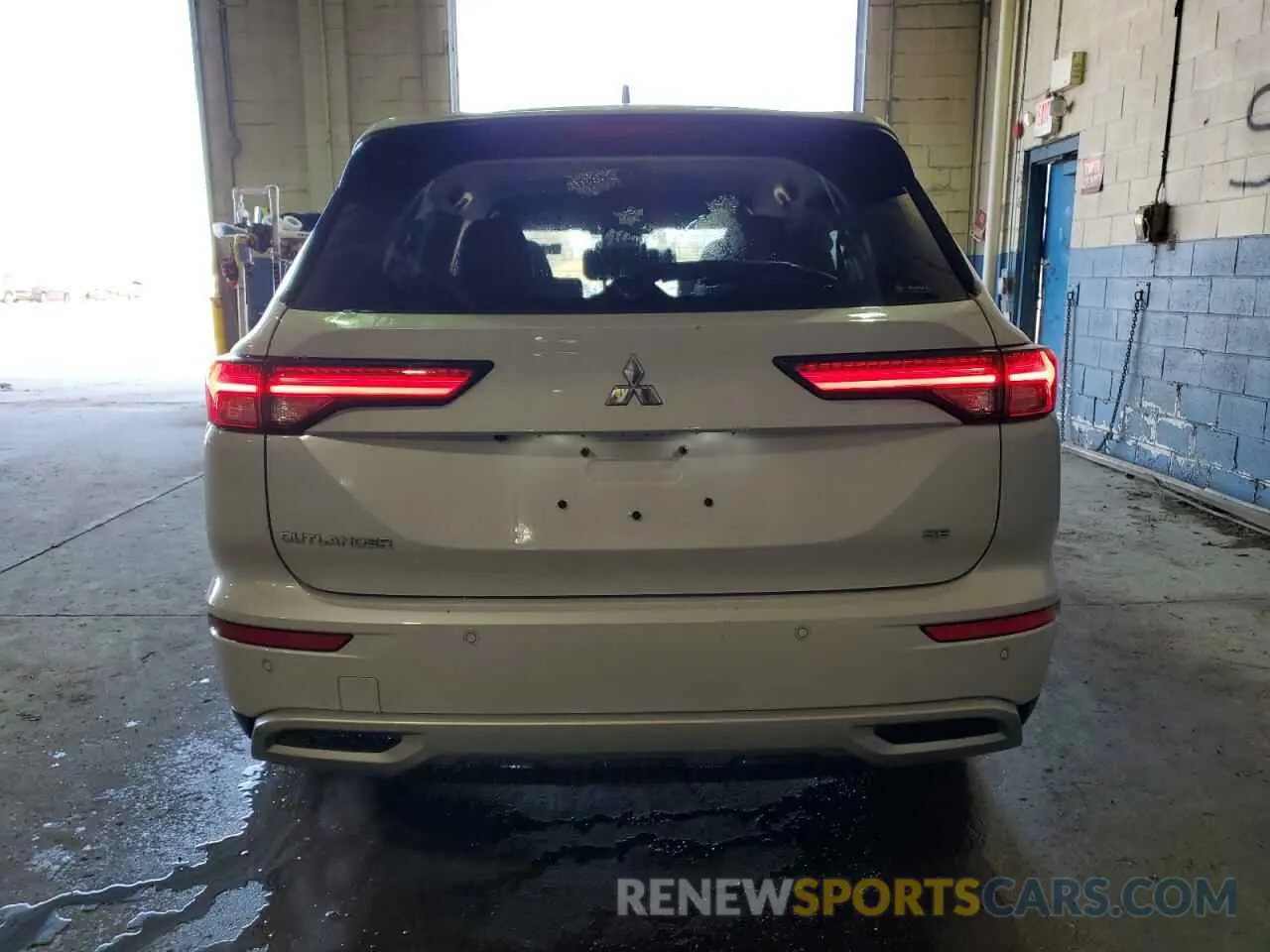6 fotografías del automóvil dañado JA4J4VA87RZ029735 MITSUBISHI OUTLANDER 2024