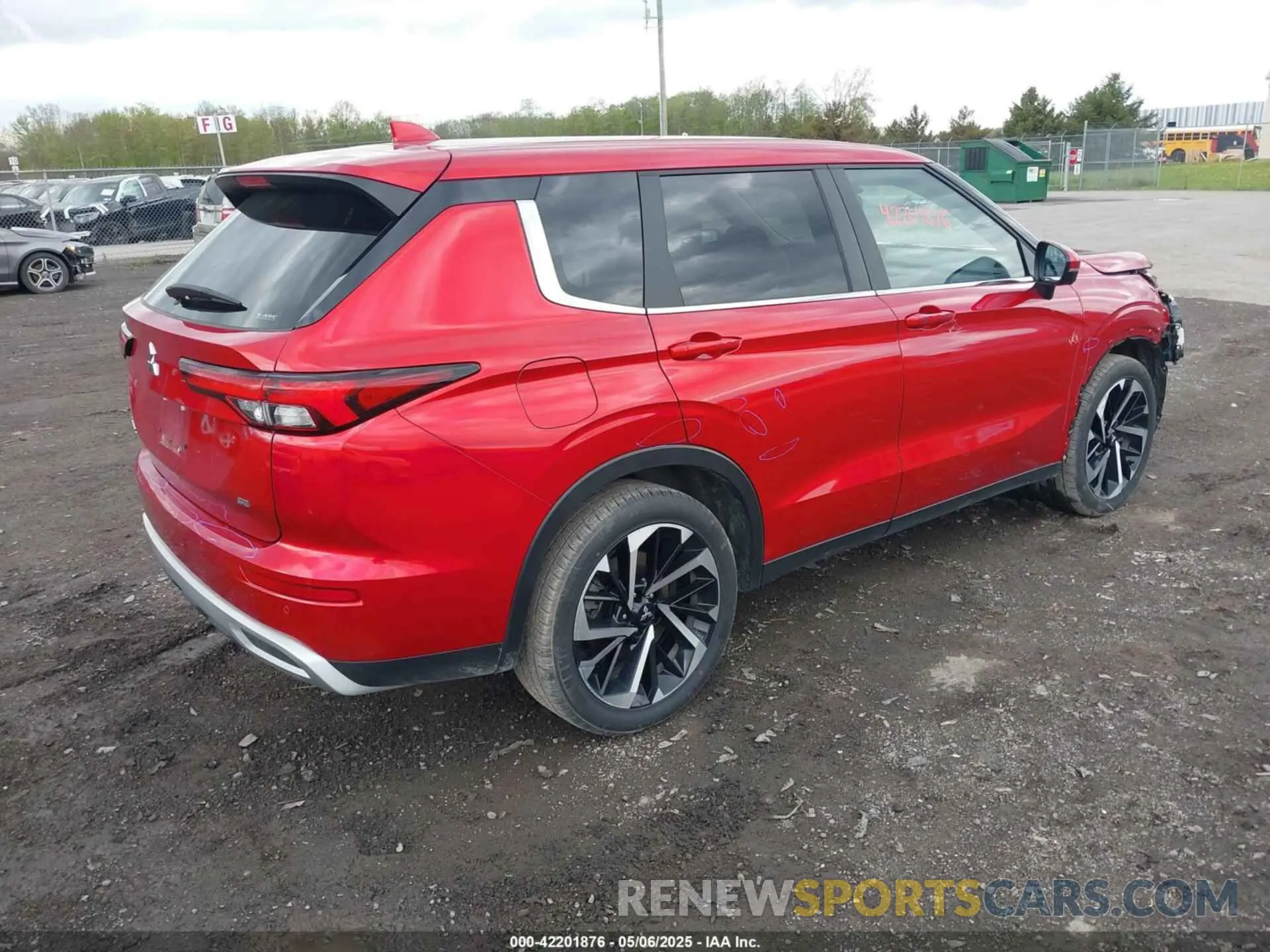 4 fotografías del automóvil dañado JA4J4VA87RZ045188 MITSUBISHI OUTLANDER 2024