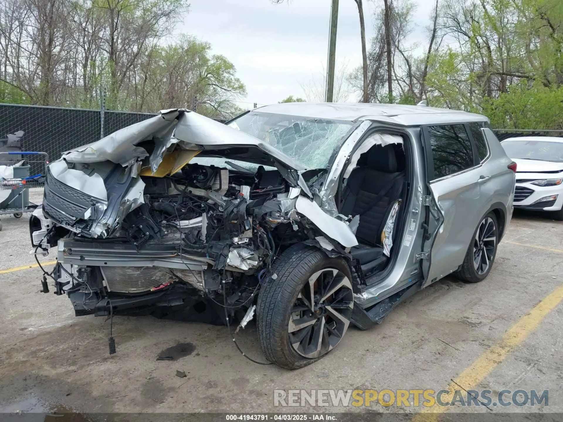 19 fotografías del automóvil dañado JA4J4VA87RZ051752 MITSUBISHI OUTLANDER 2024