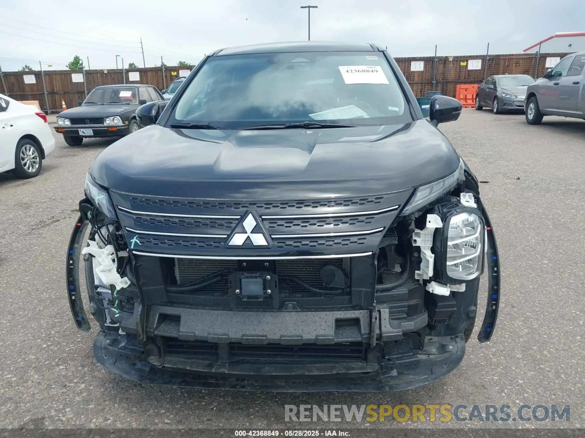 13 fotografías del automóvil dañado JA4J4VA87RZ077364 MITSUBISHI OUTLANDER 2024