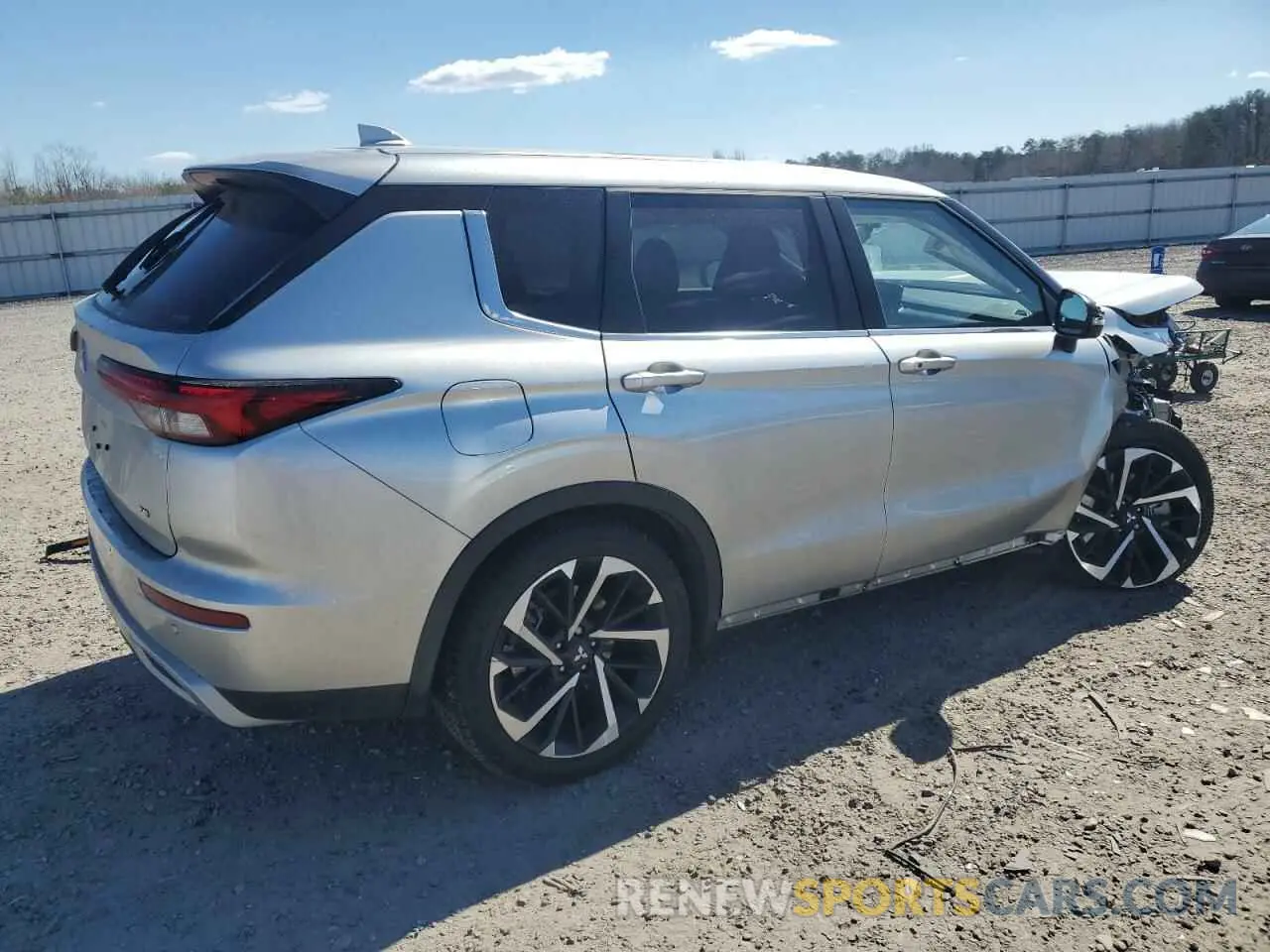 3 fotografías del automóvil dañado JA4J4VA88RZ013284 MITSUBISHI OUTLANDER 2024