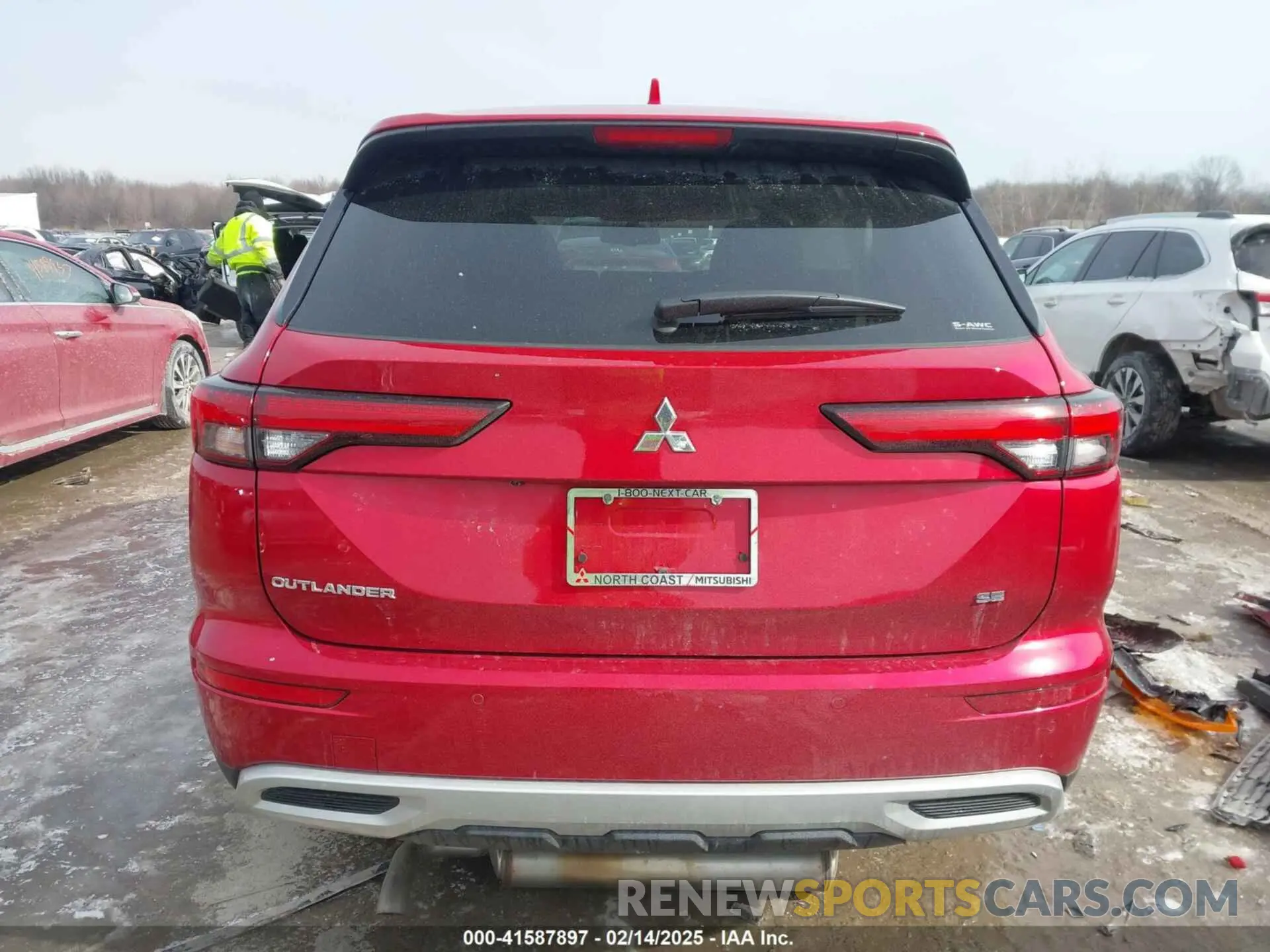 16 fotografías del automóvil dañado JA4J4VA88RZ025614 MITSUBISHI OUTLANDER 2024
