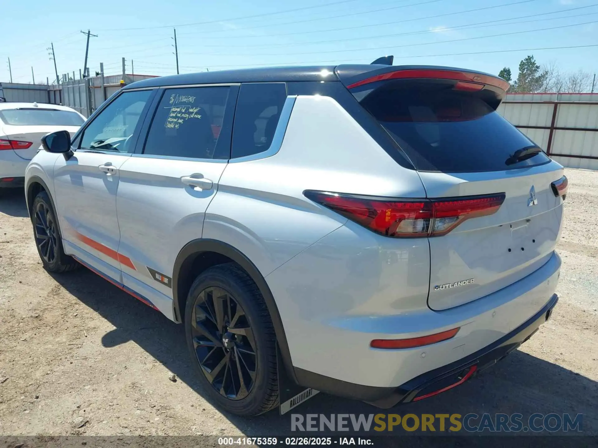 3 fotografías del automóvil dañado JA4J4VA88RZ068012 MITSUBISHI OUTLANDER 2024