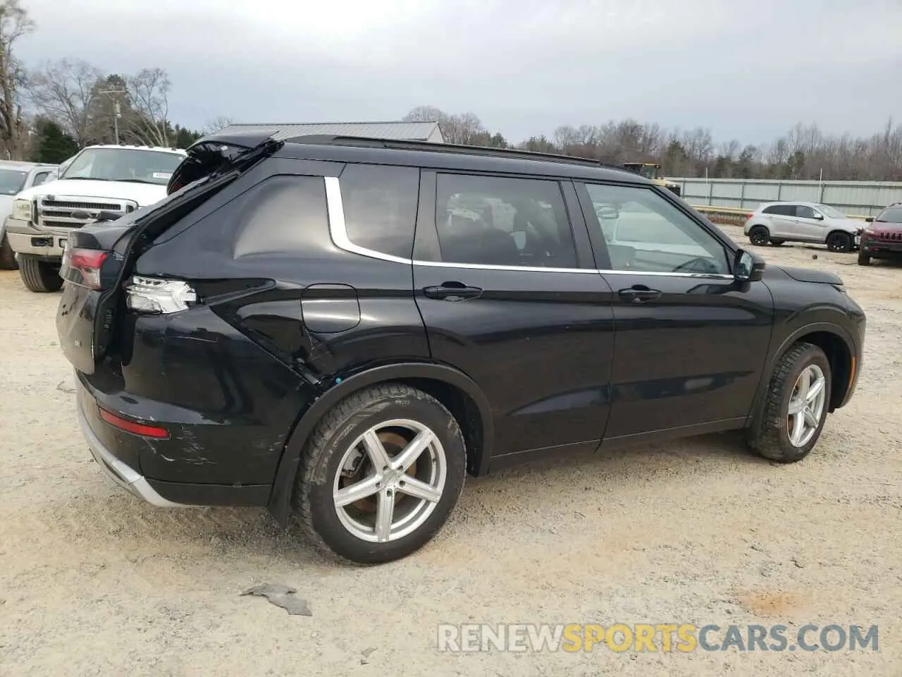 3 fotografías del automóvil dañado JA4J4VA89RZ013827 MITSUBISHI OUTLANDER 2024